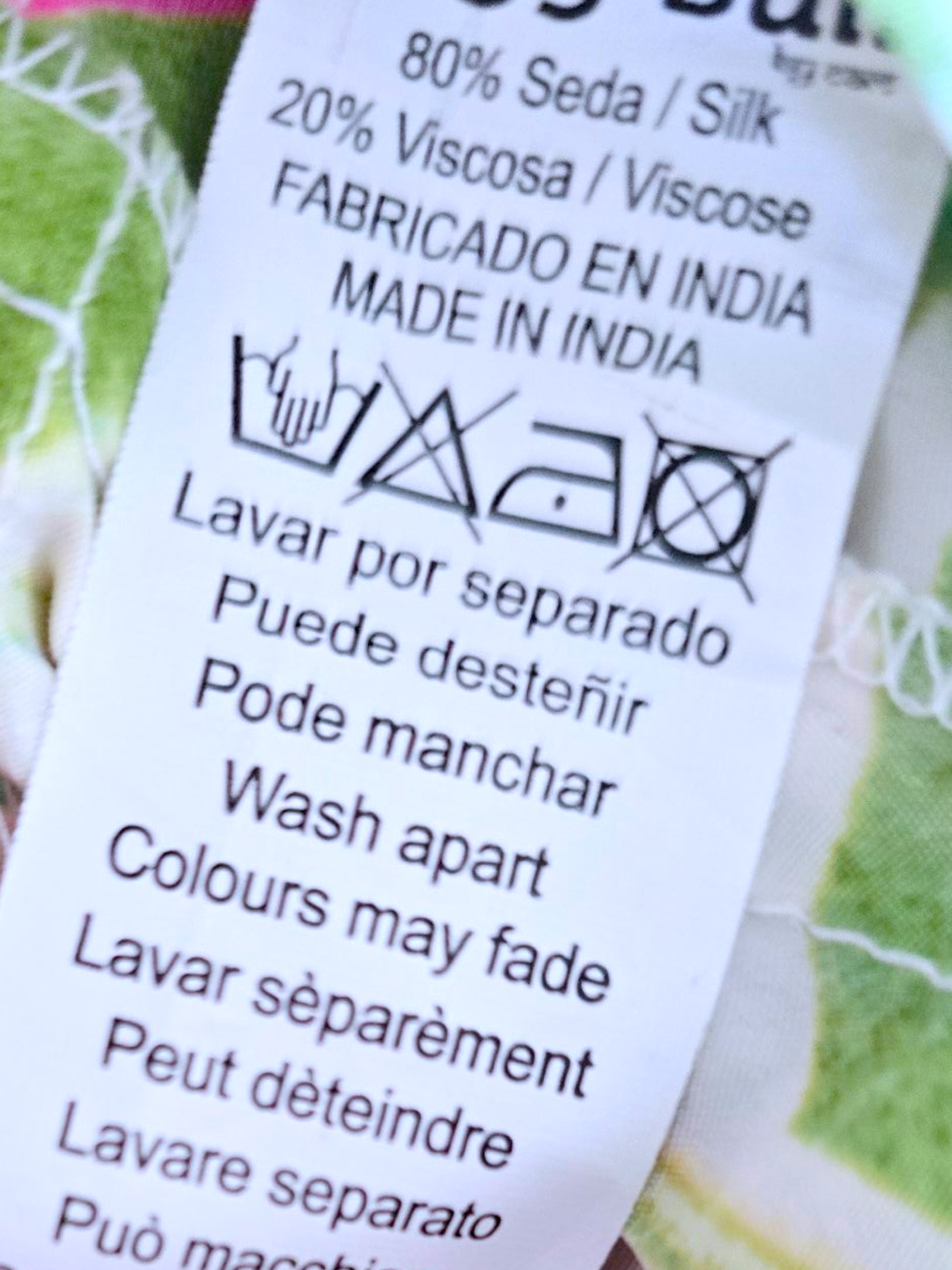 Robe verte dos nu en soie