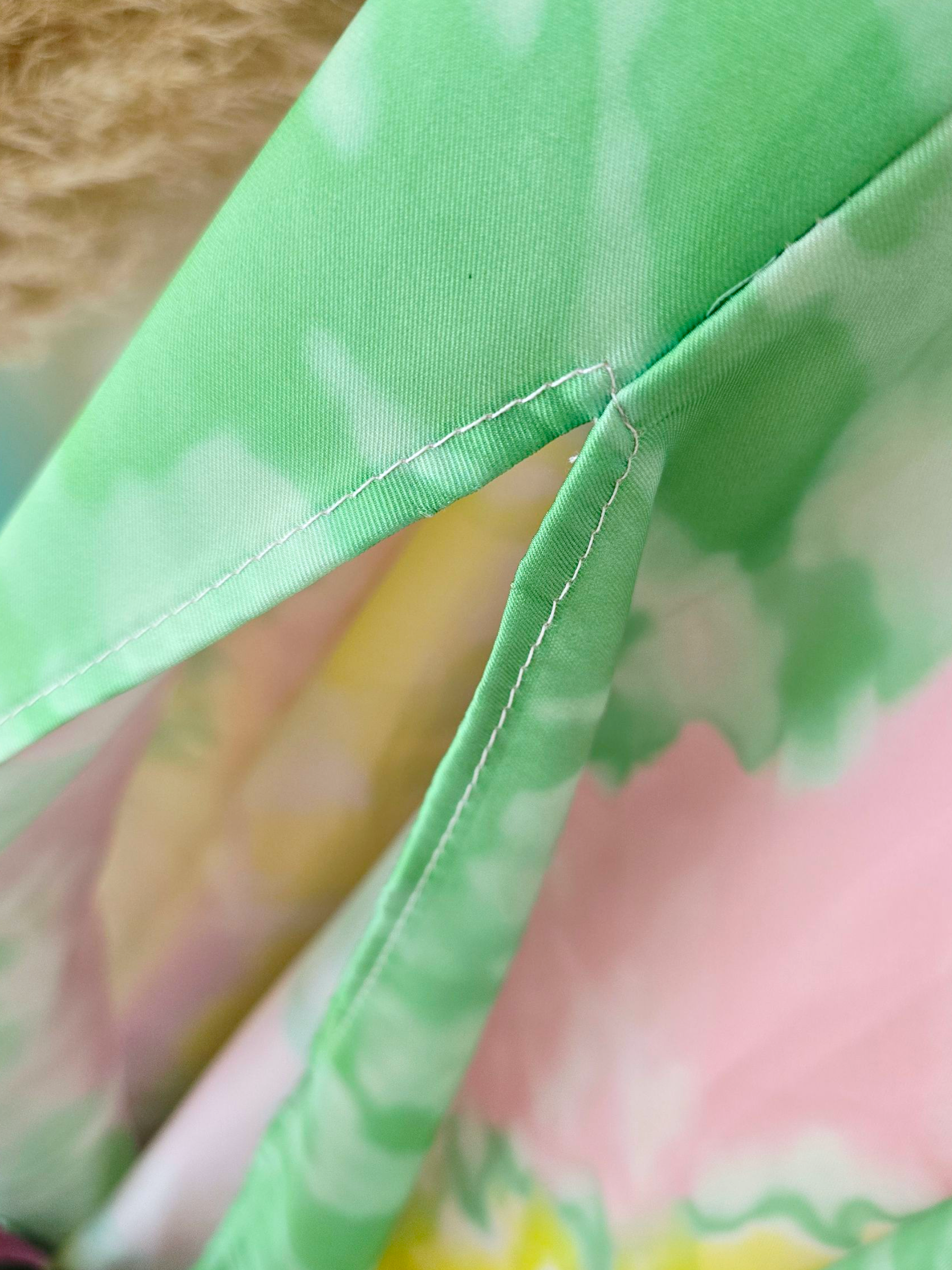Robe tie and dye