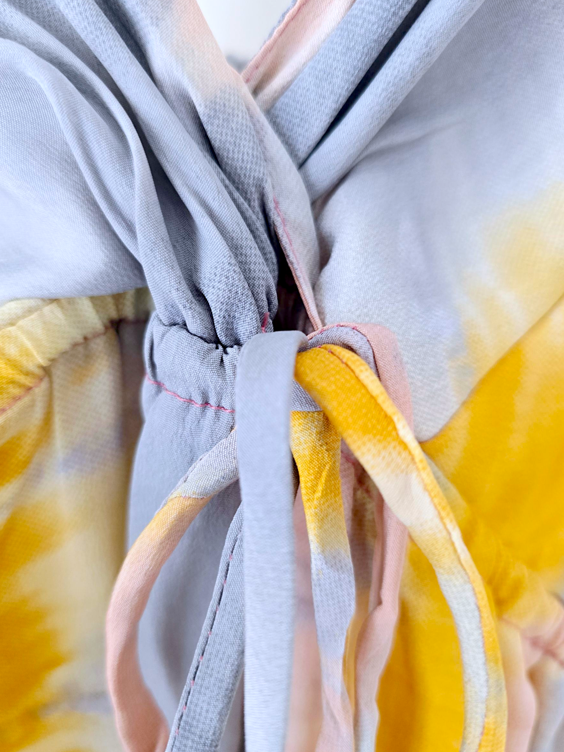 Robe tie jaune
