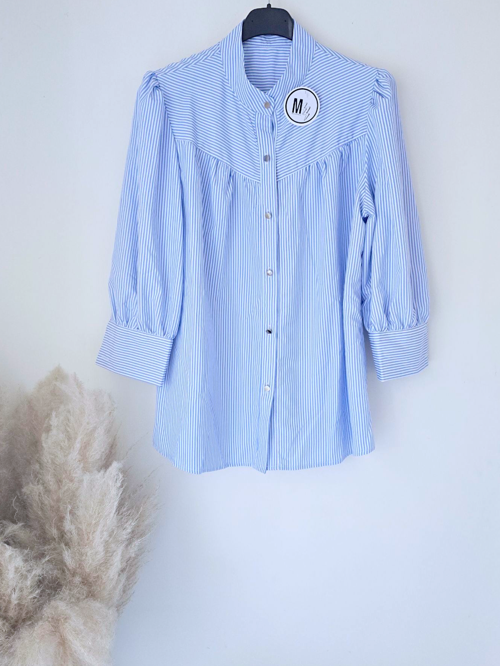 Ensemble chemise et jupe