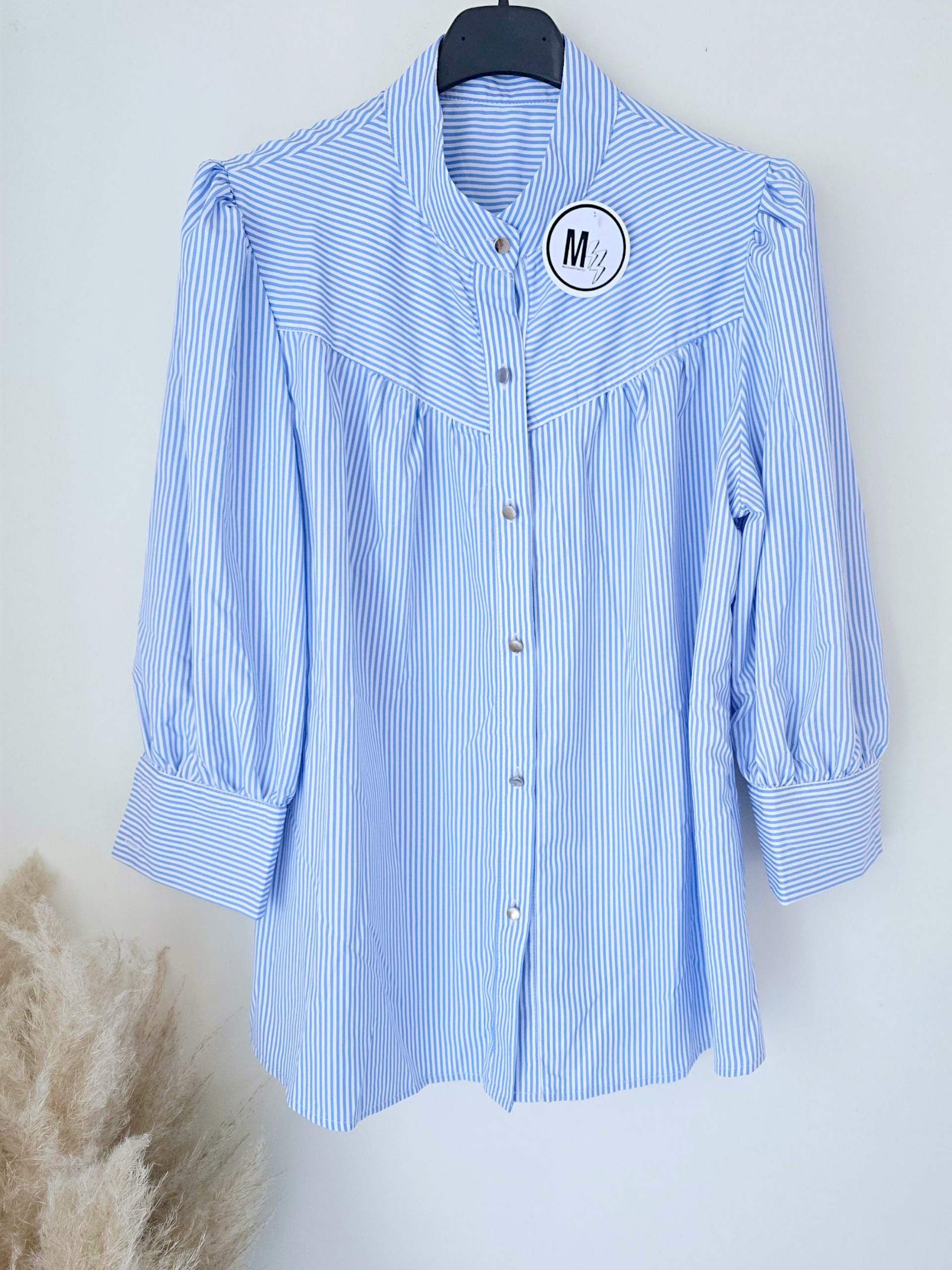 Ensemble chemise et jupe
