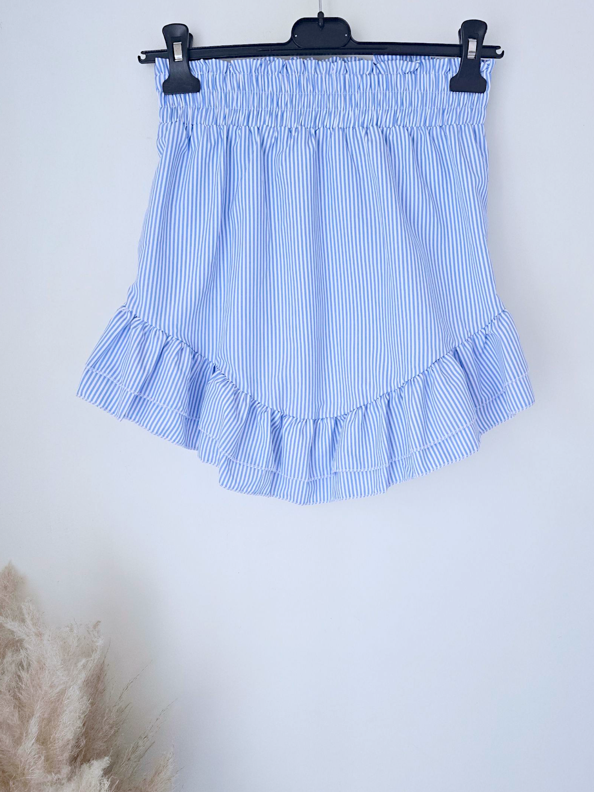 Ensemble chemise et jupe