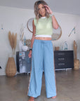 Pull crop top