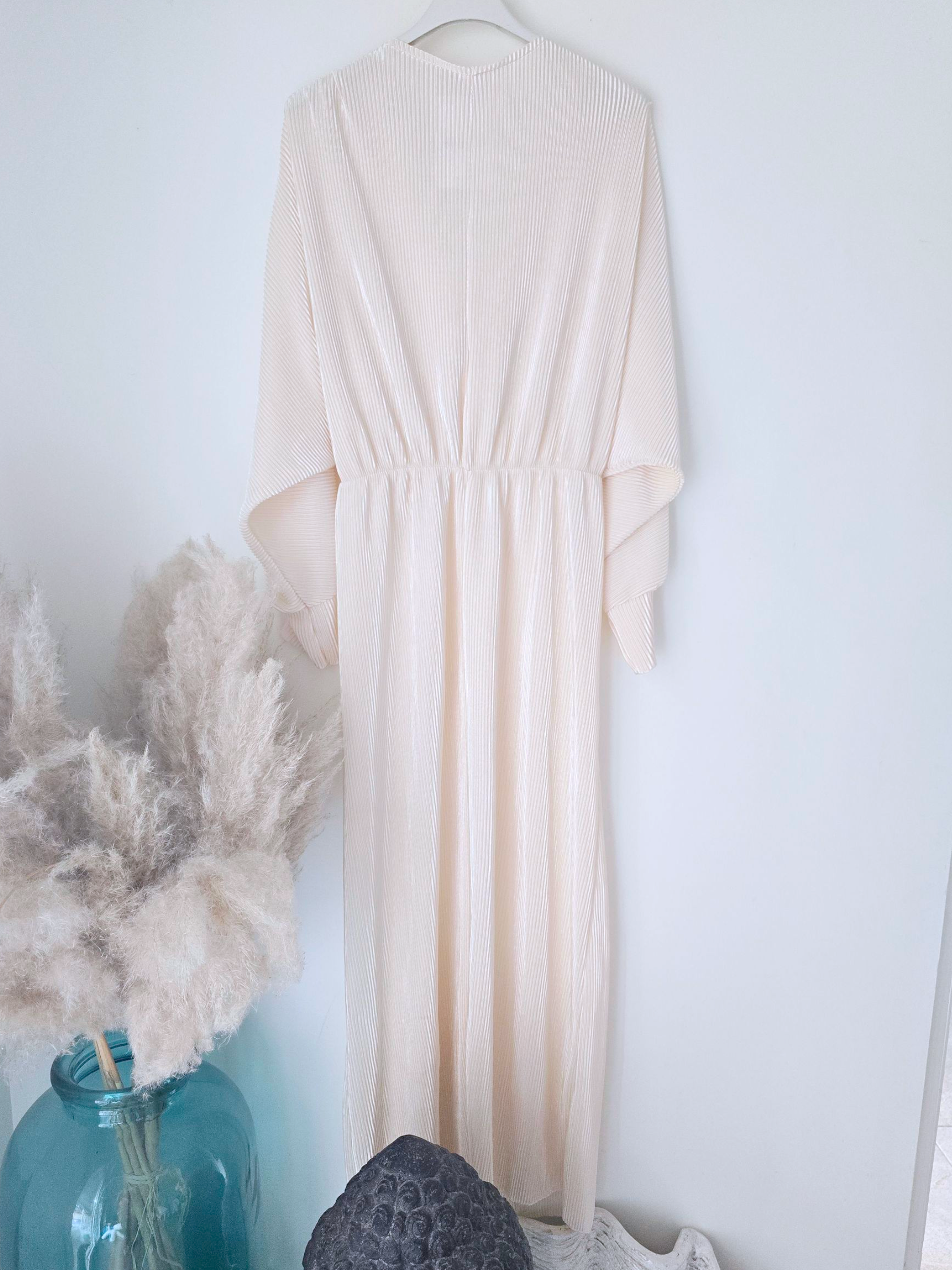 Robe irisée écrue