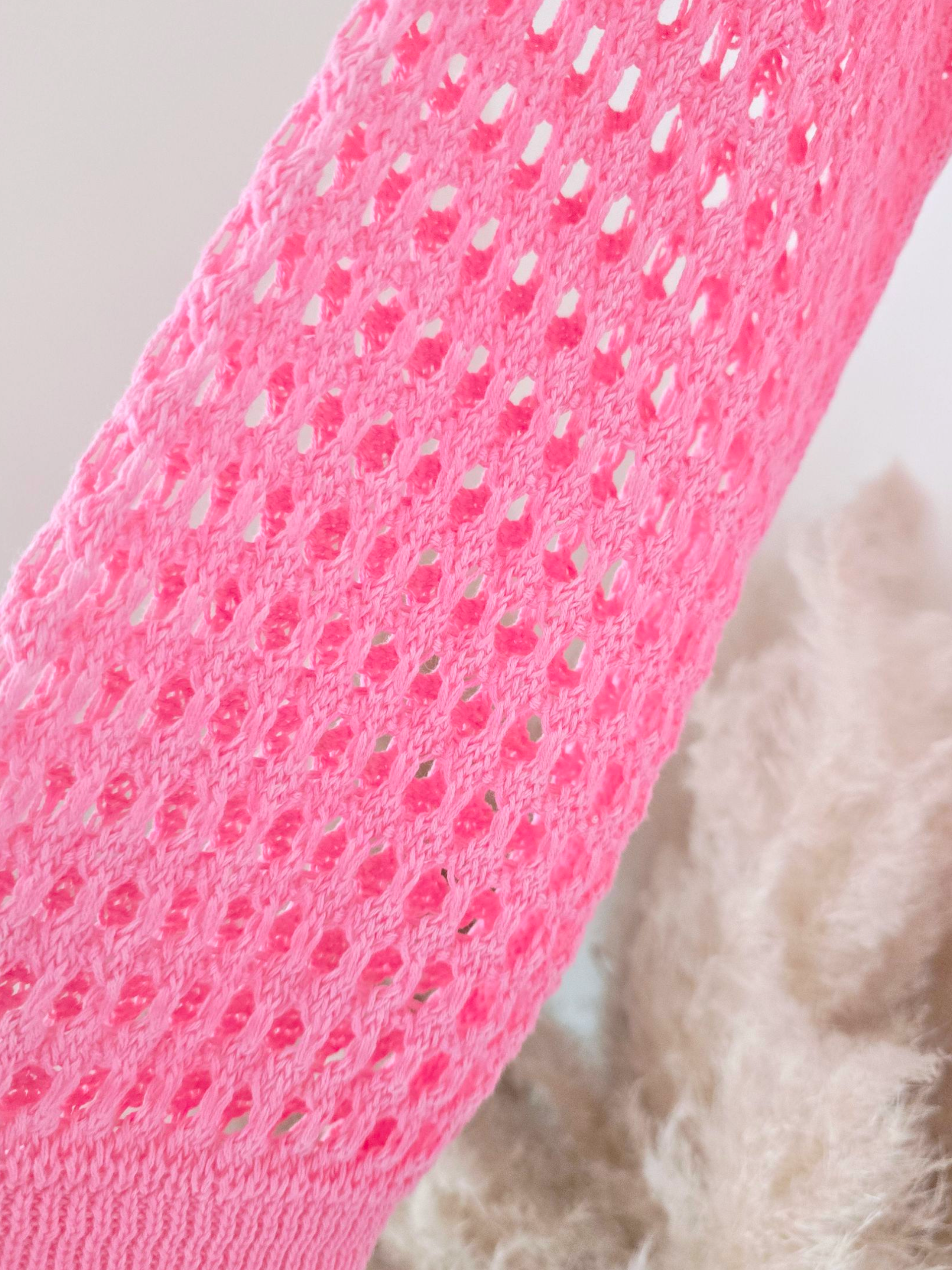 Pull ajouré rose