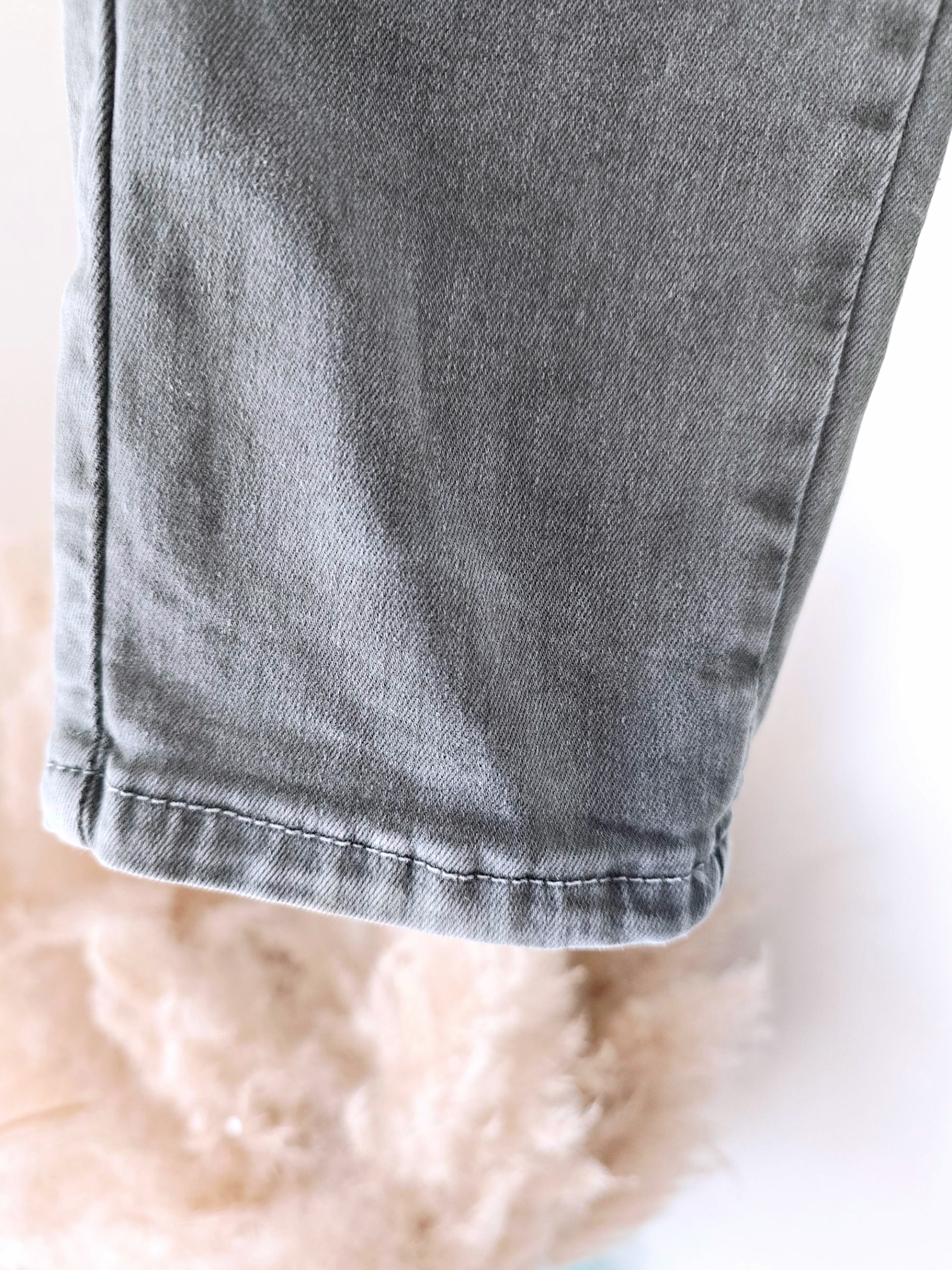 Pantalon slim kaki-gris