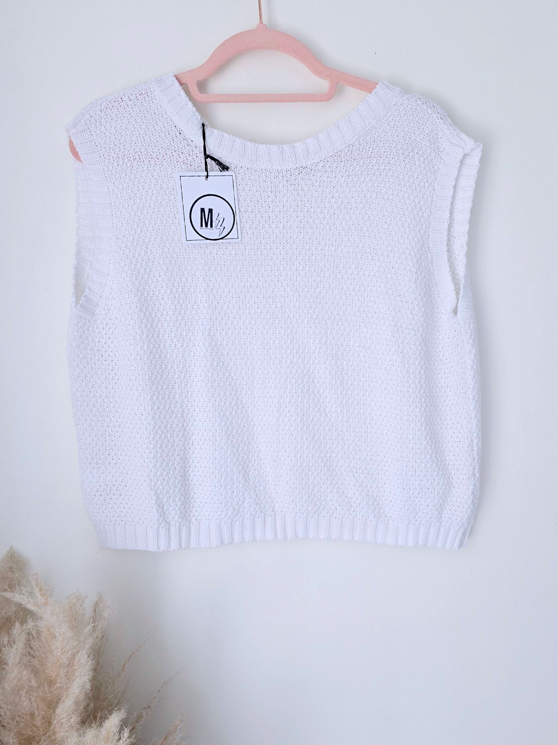 Pull blanc dos ouvert
