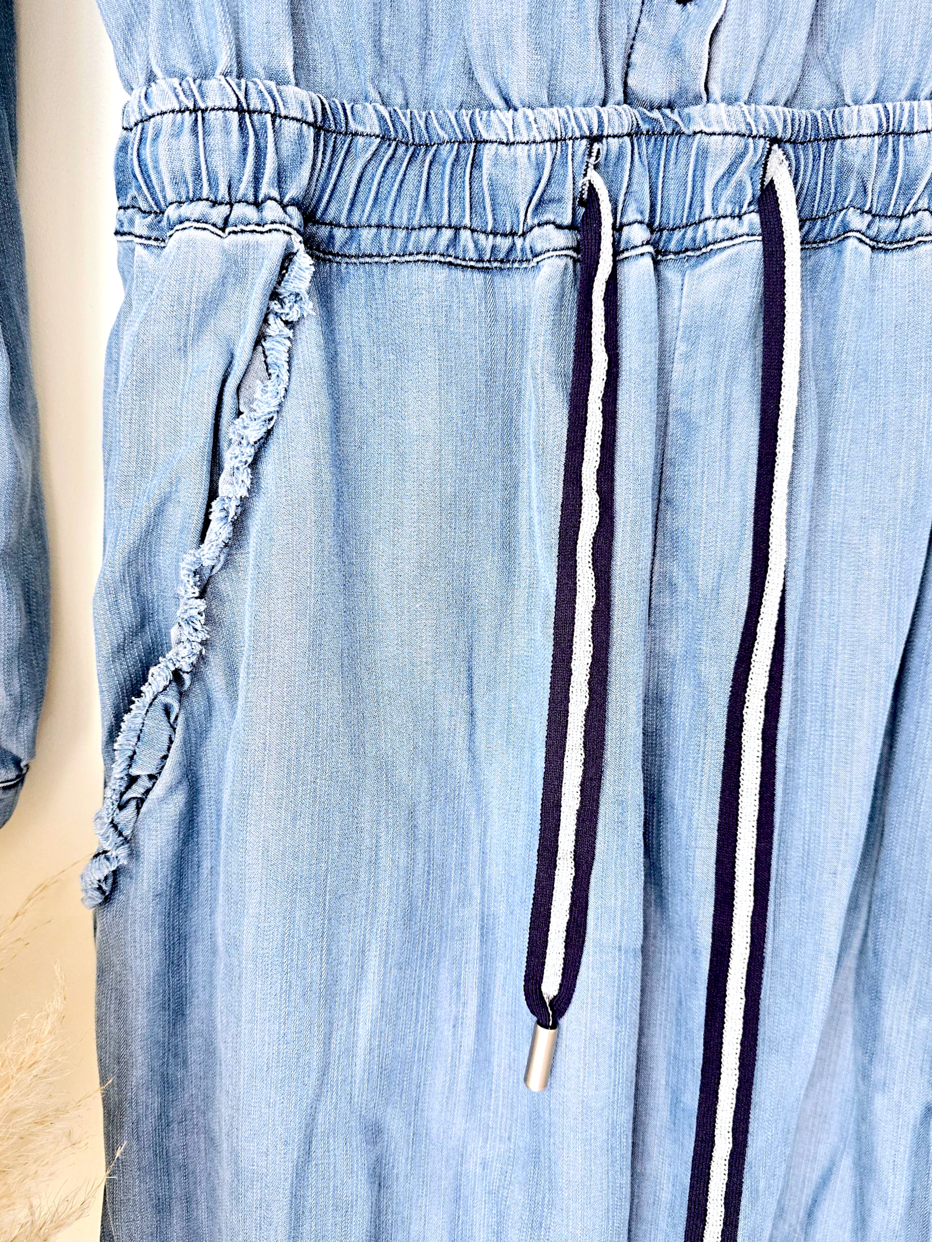 Combinaison bleu en lyocell