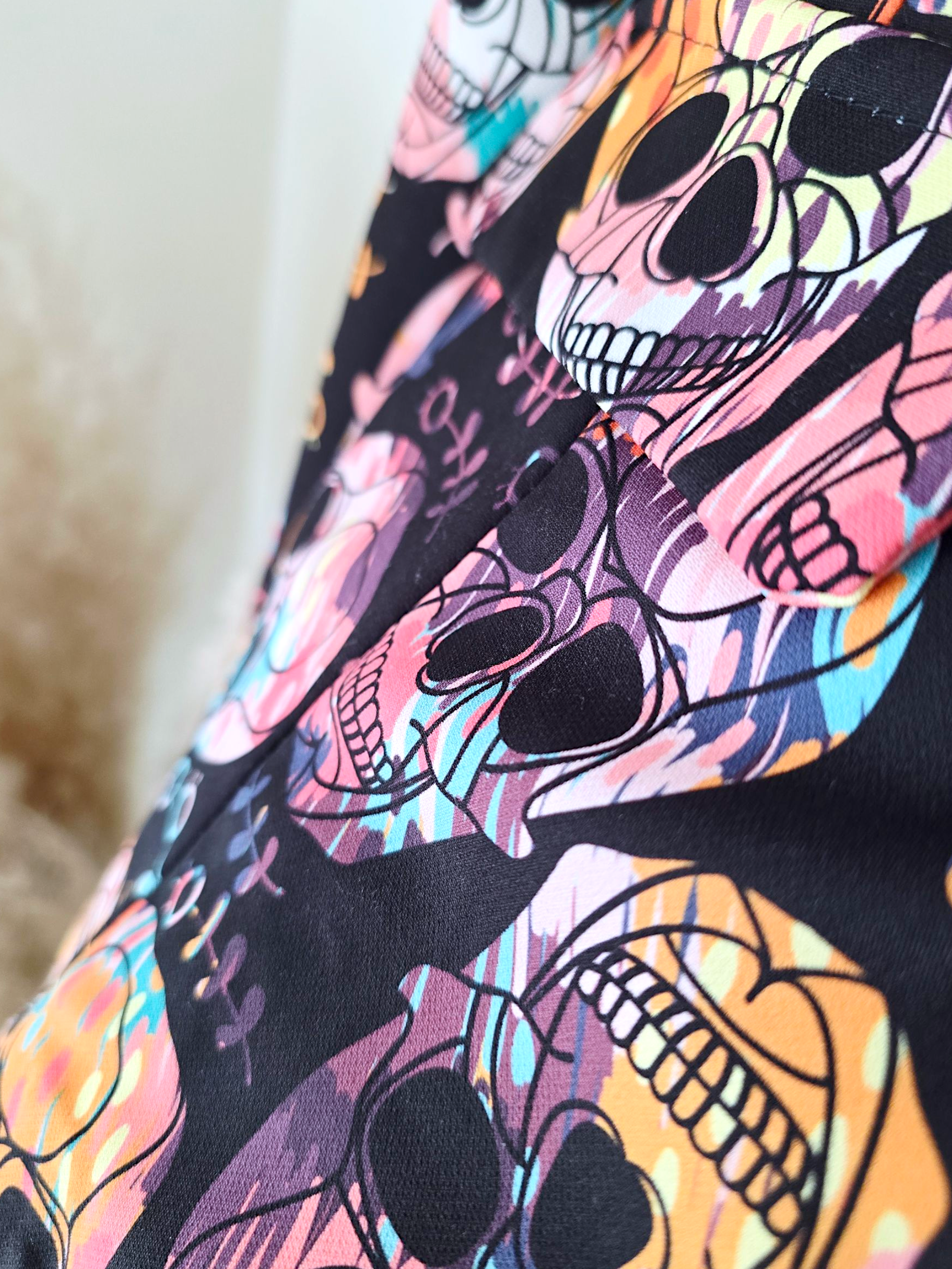 Veste cintrée skull fluo