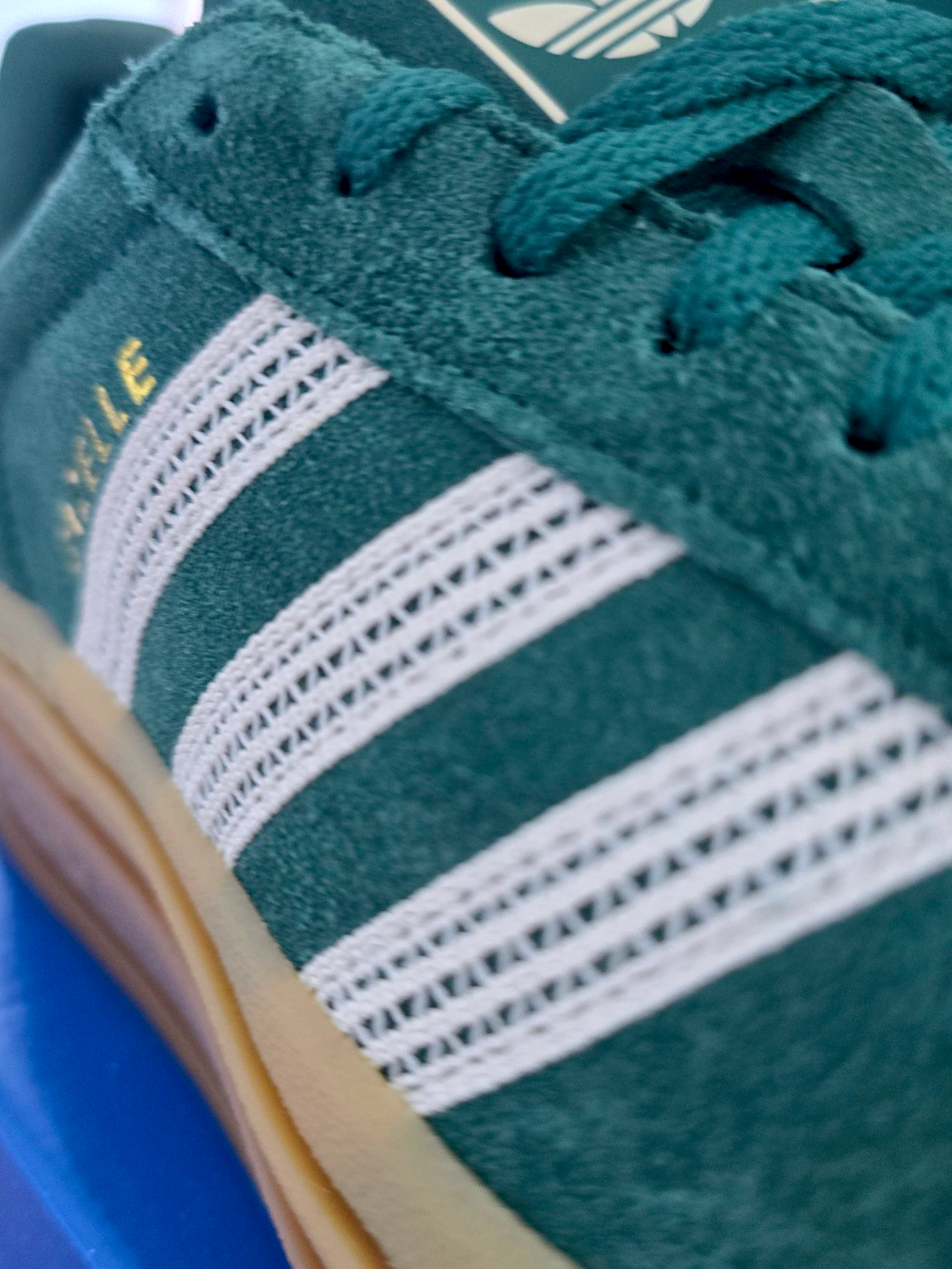 Baskets Gazelle