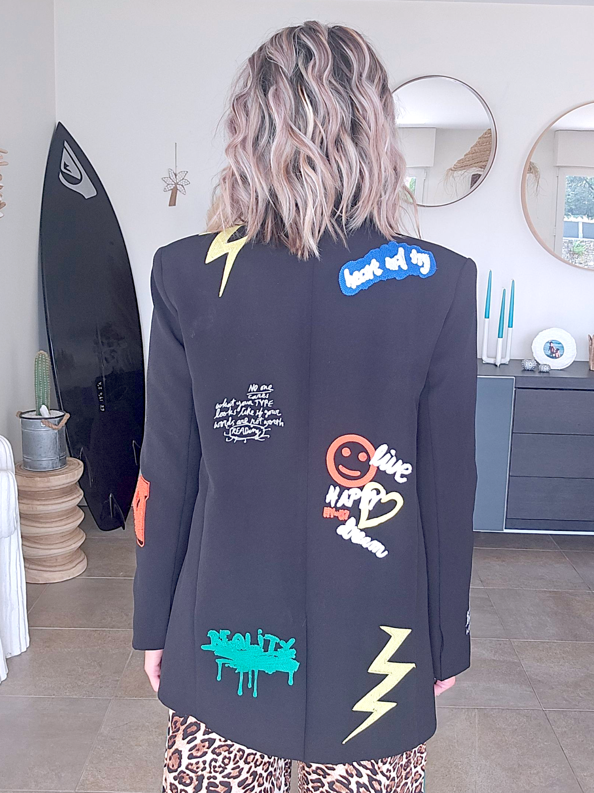 Veste noire à tags smiley