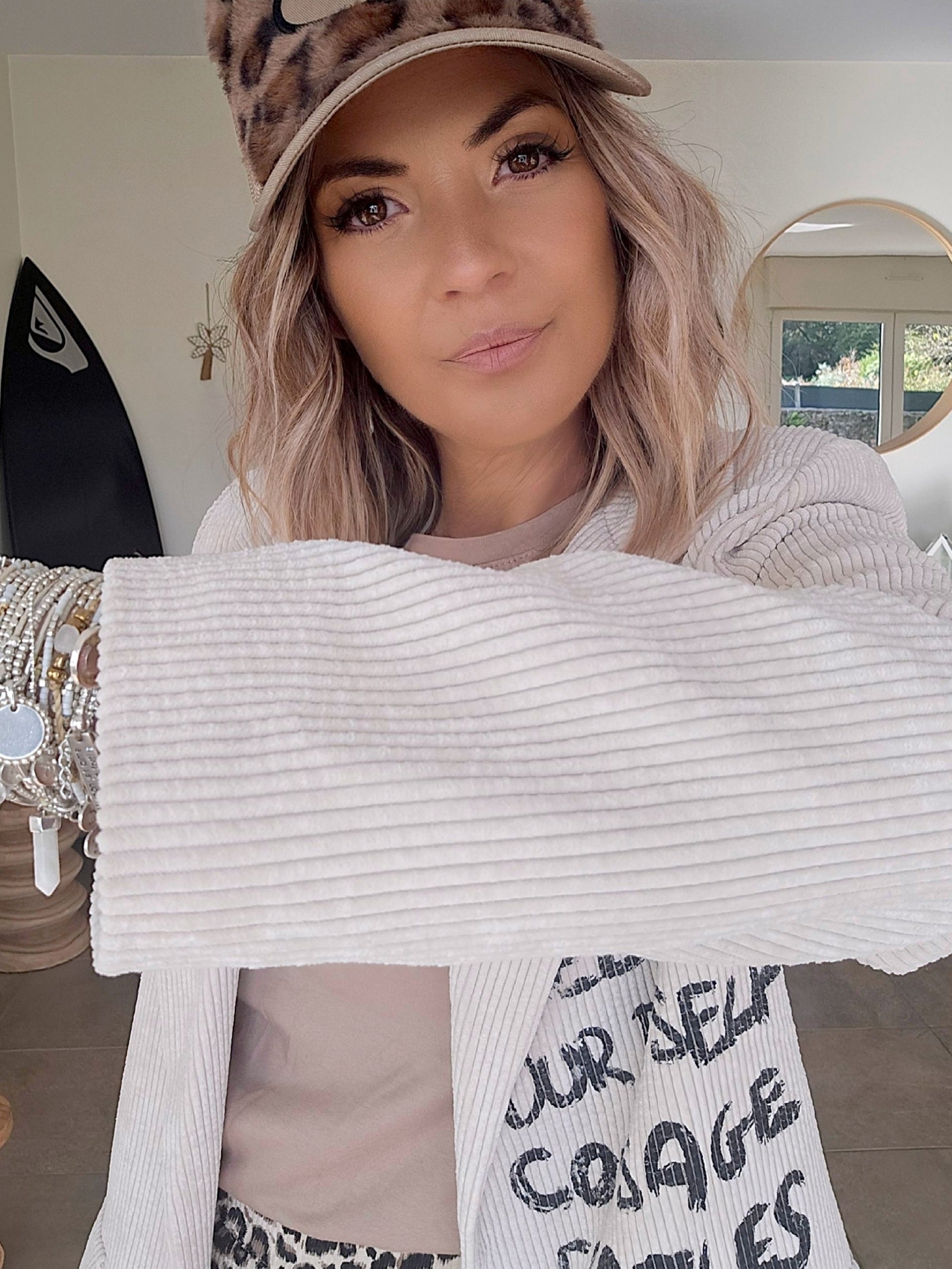 Veste velours écru à tags