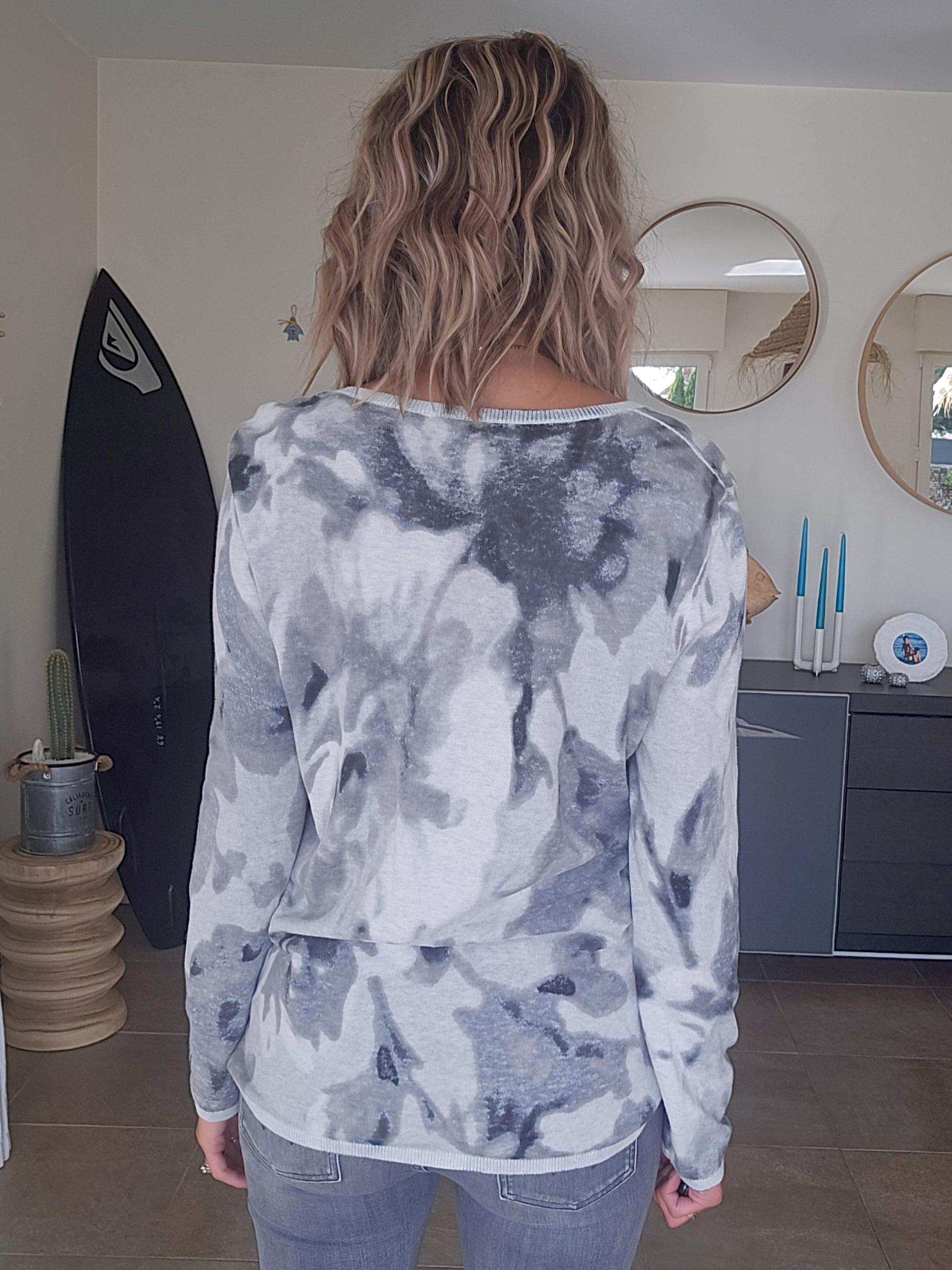 Pull tie and dye gris