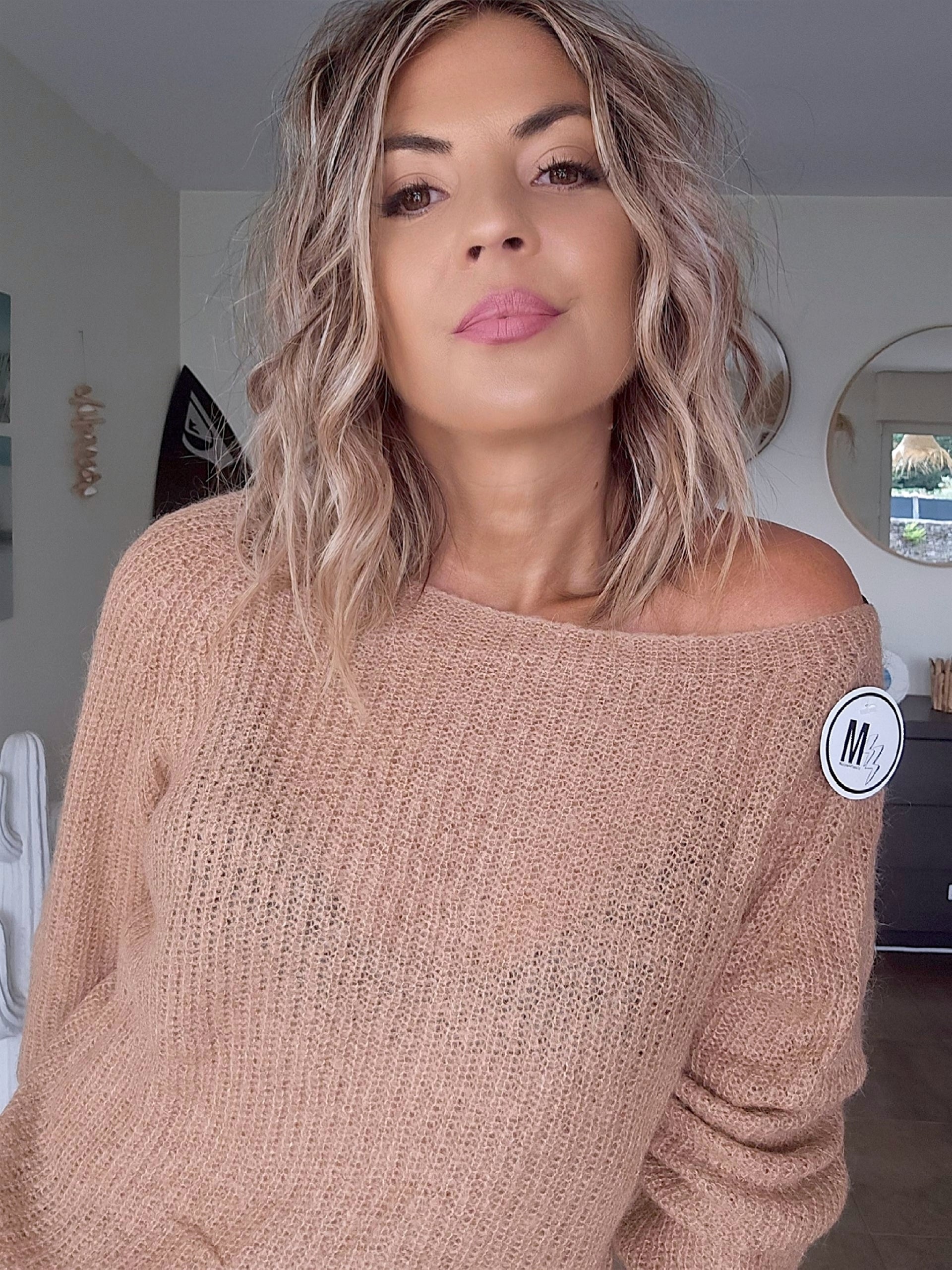 Pull doux ajouré beige foncé