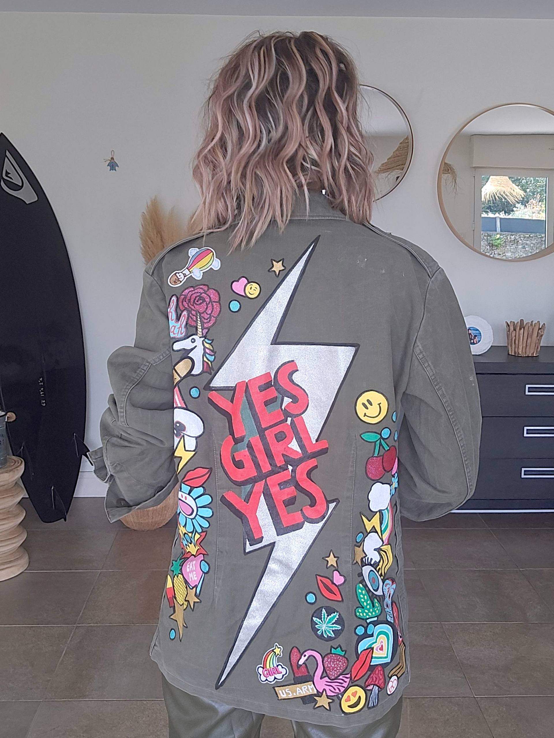 Saharienne créateur peinte à la main