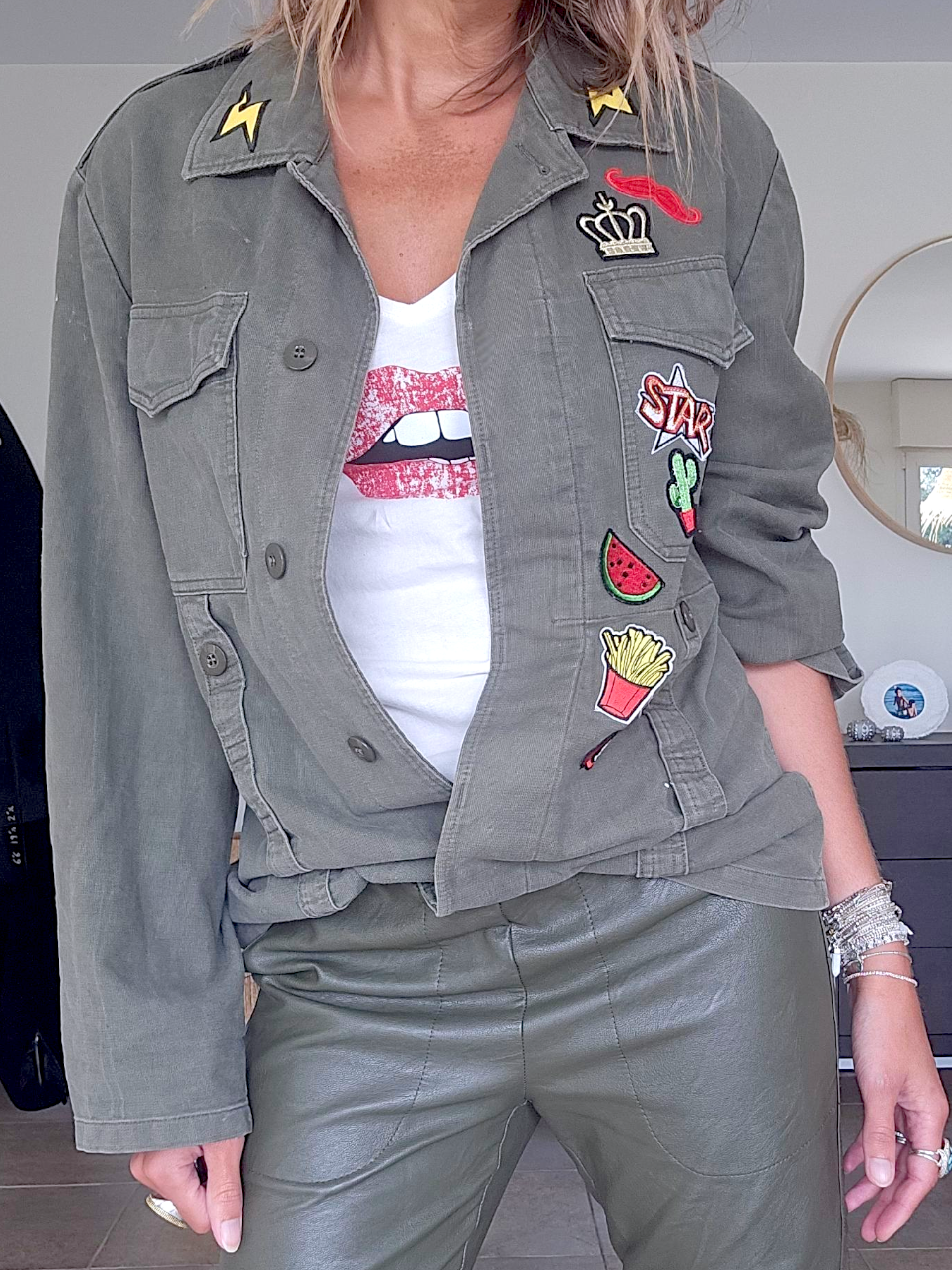 Saharienne créateur peinte à la main