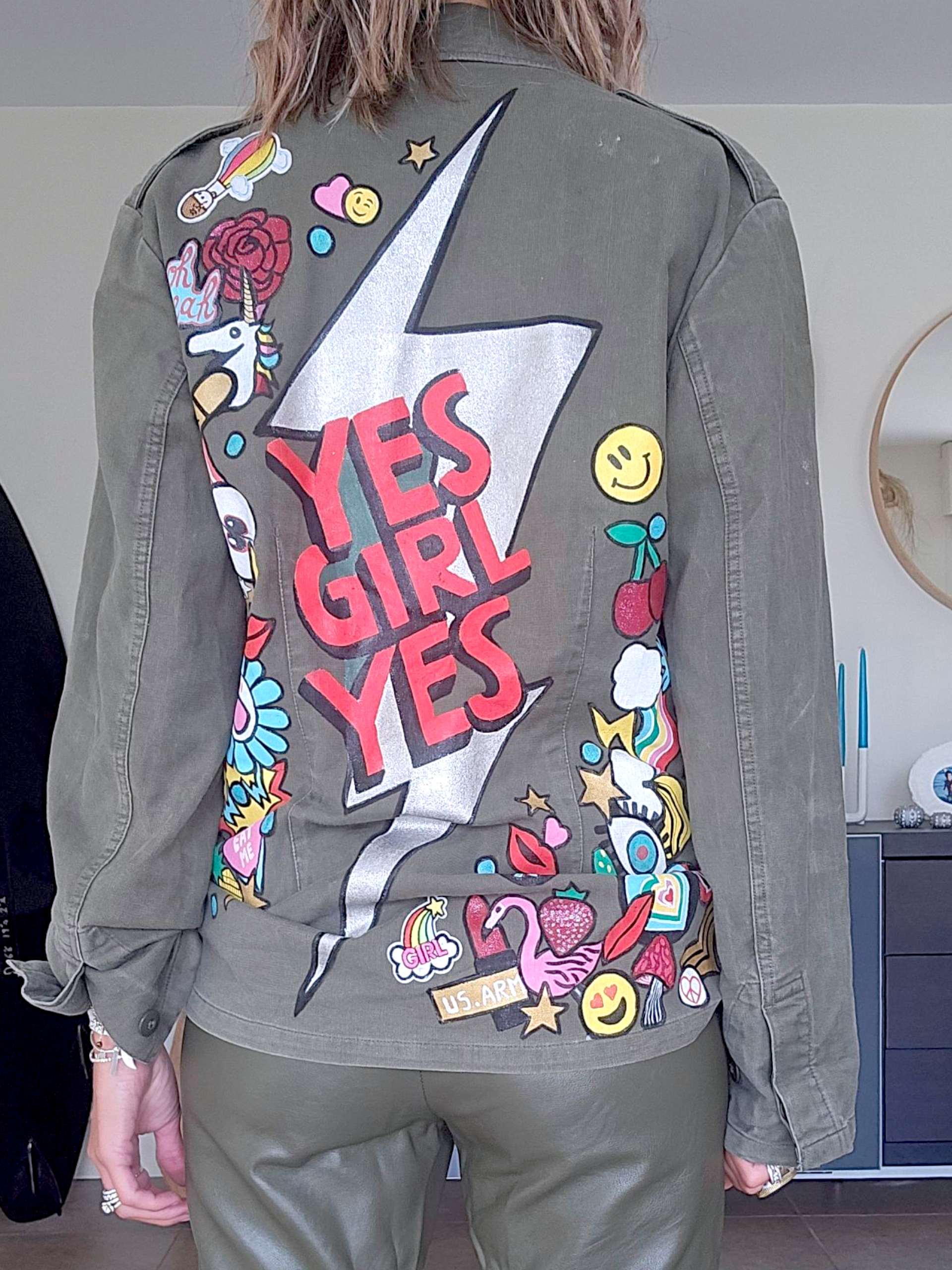 Saharienne créateur peinte à la main