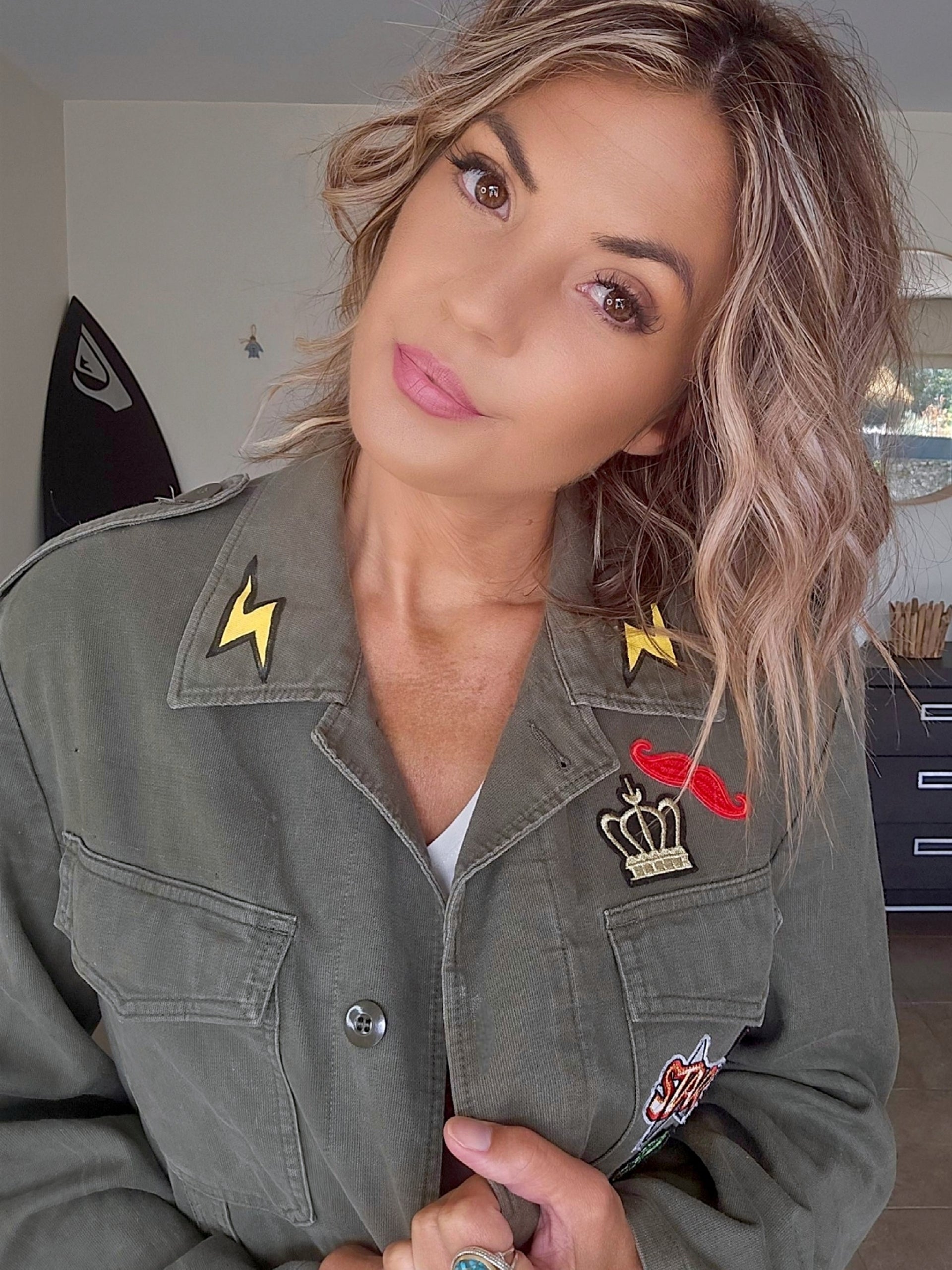 Saharienne créateur peinte à la main