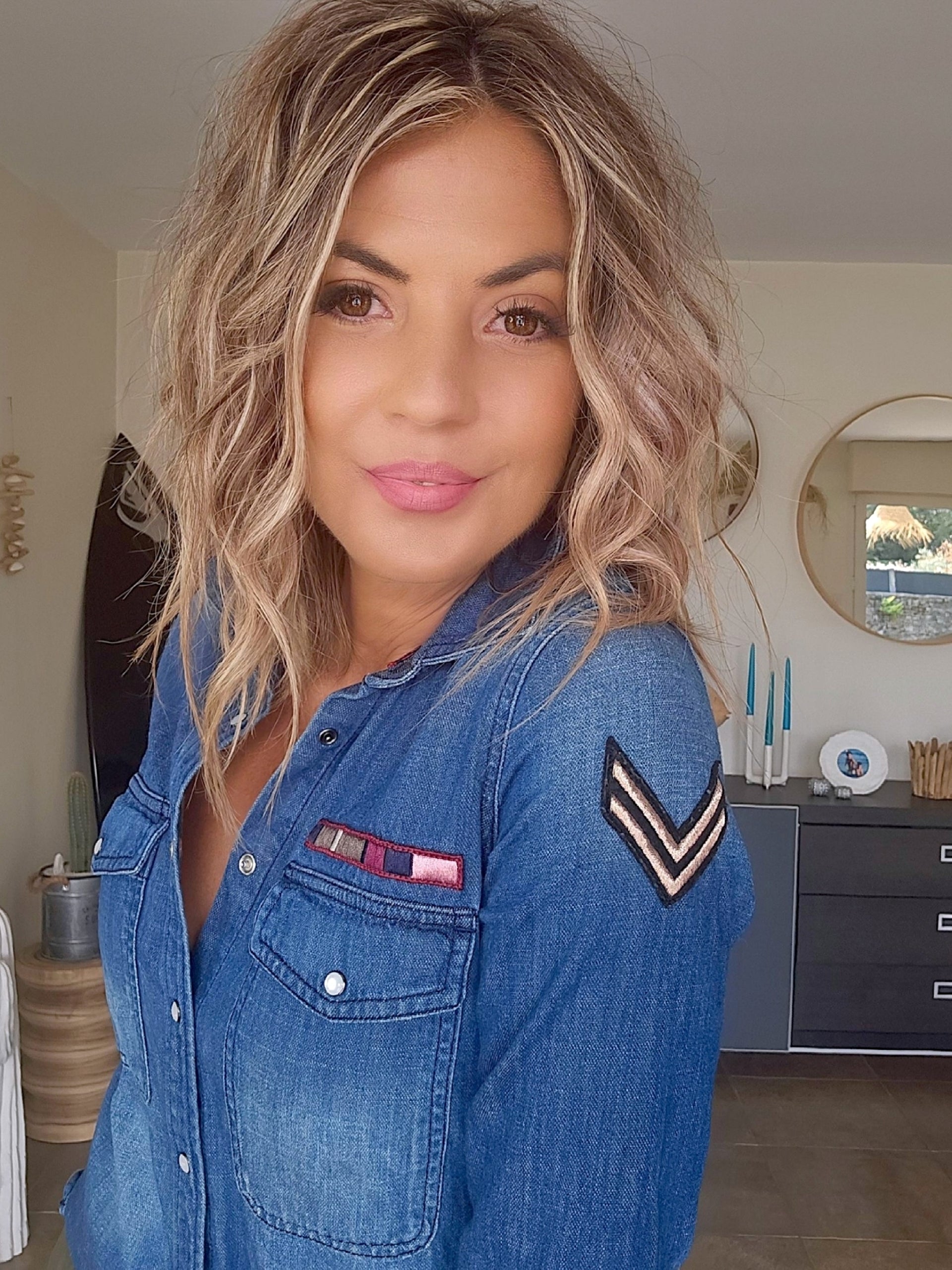 Chemise en jean écussons