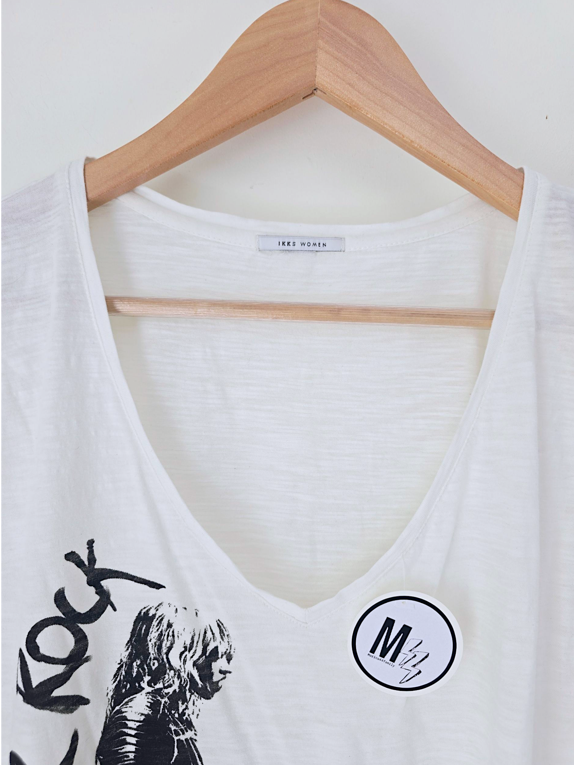 T-shirt blanc cassé rock