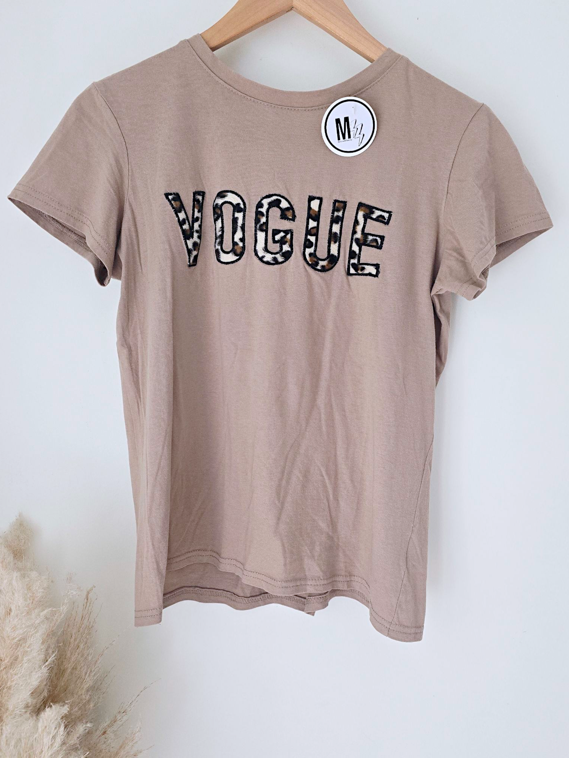 T-shirt Vogue léo
