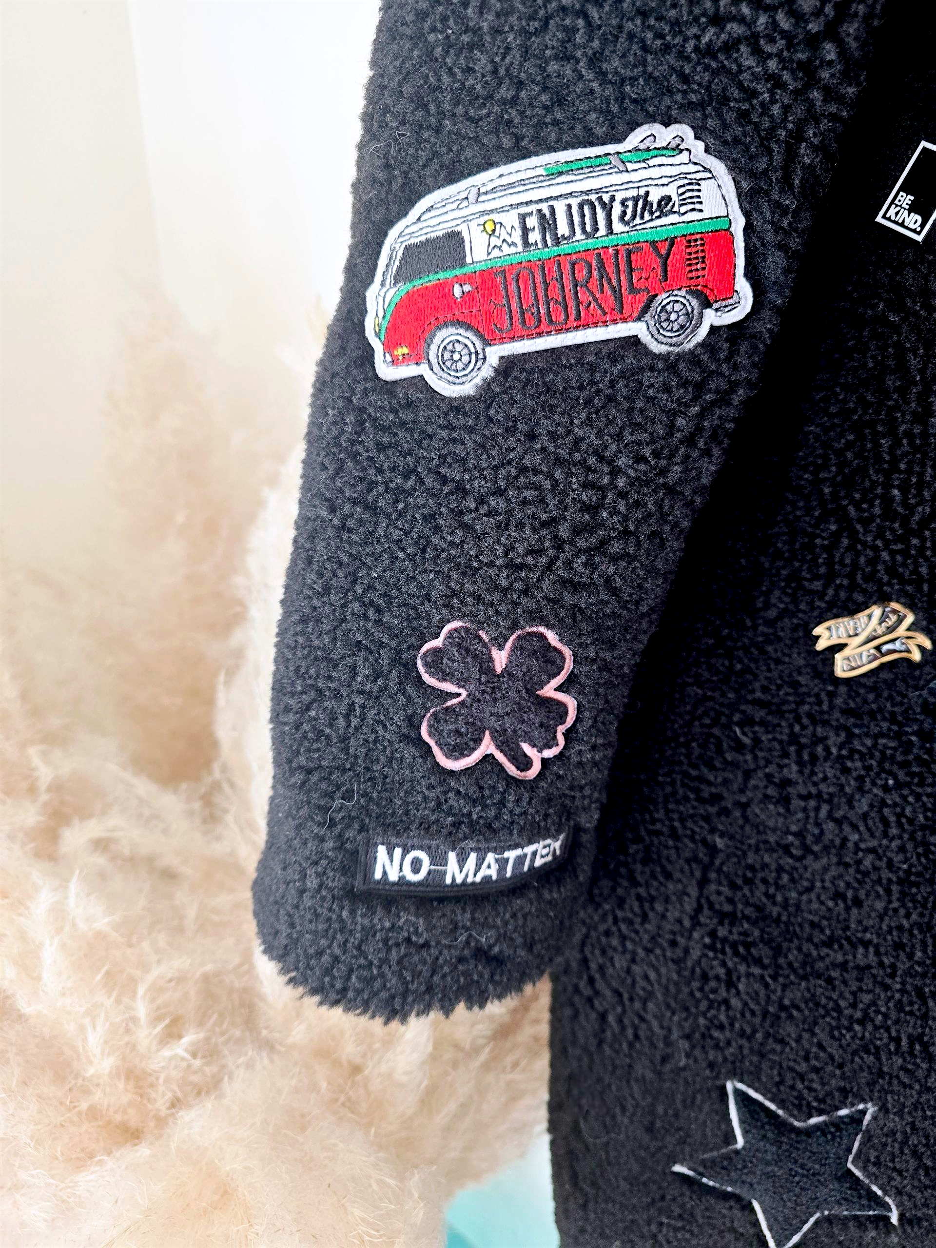 🔥Manteau bouclette à écussons