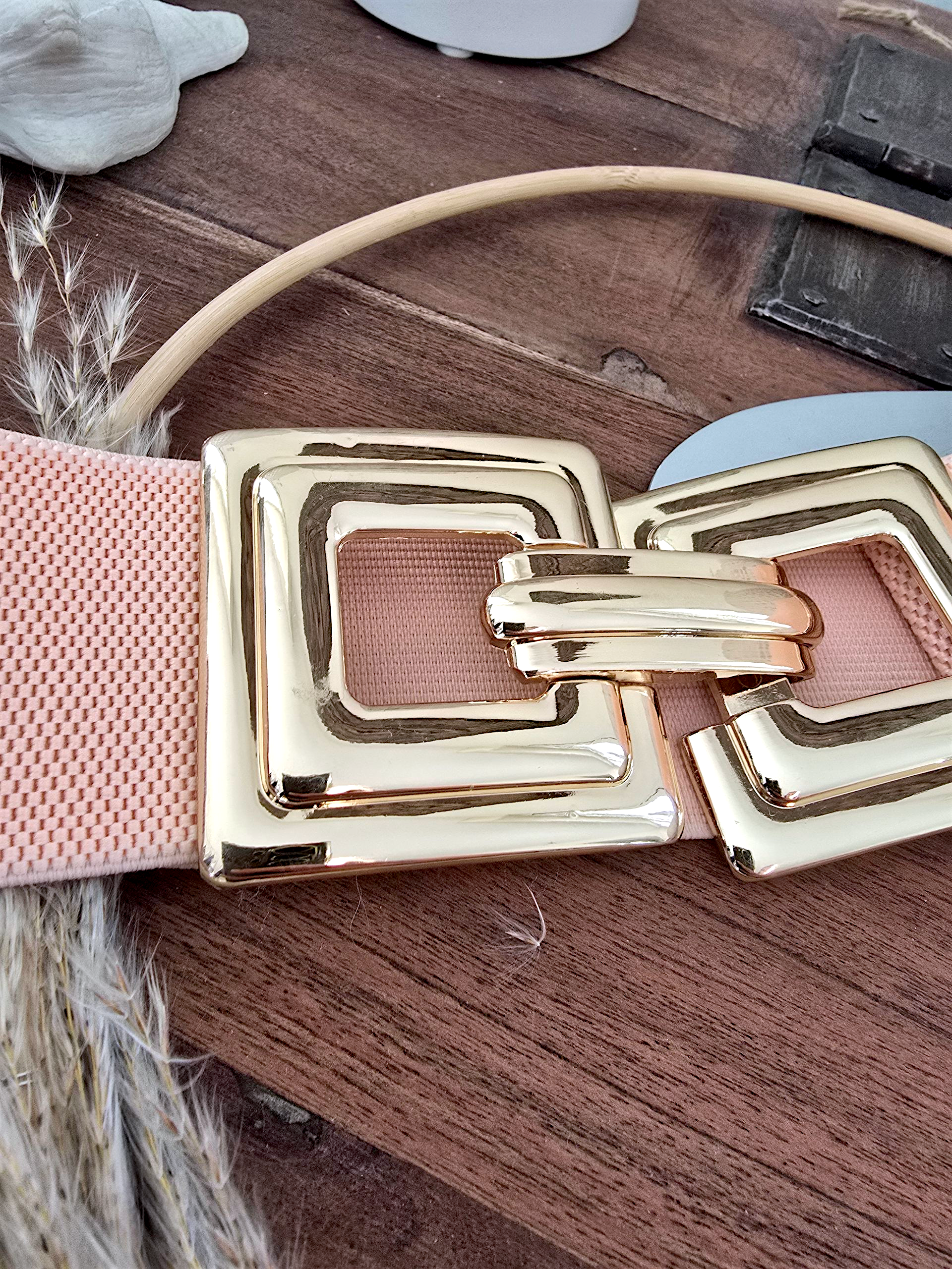 Ceinture rose élastiquée