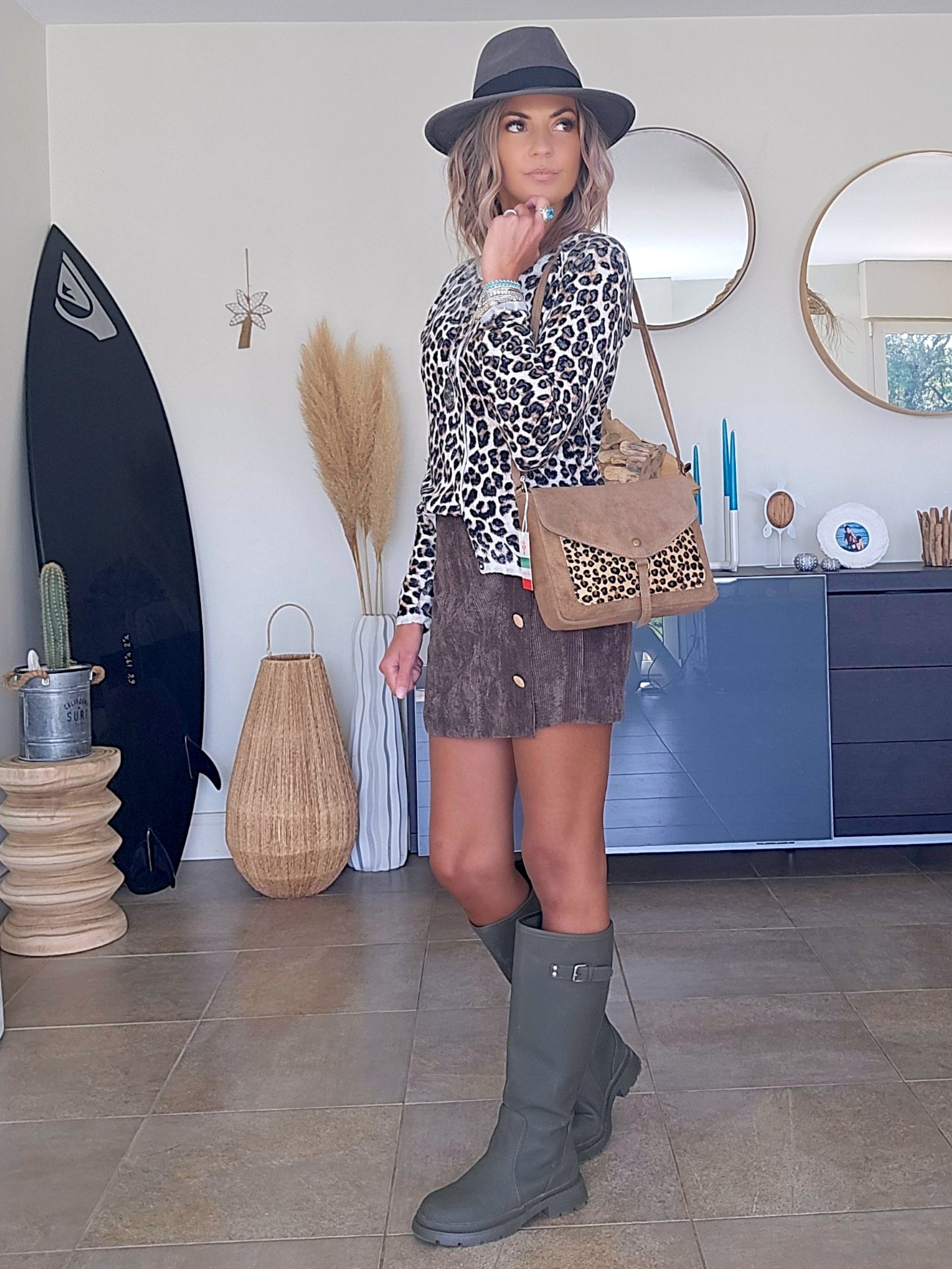 Sac bandoulière taupe 100% cuir