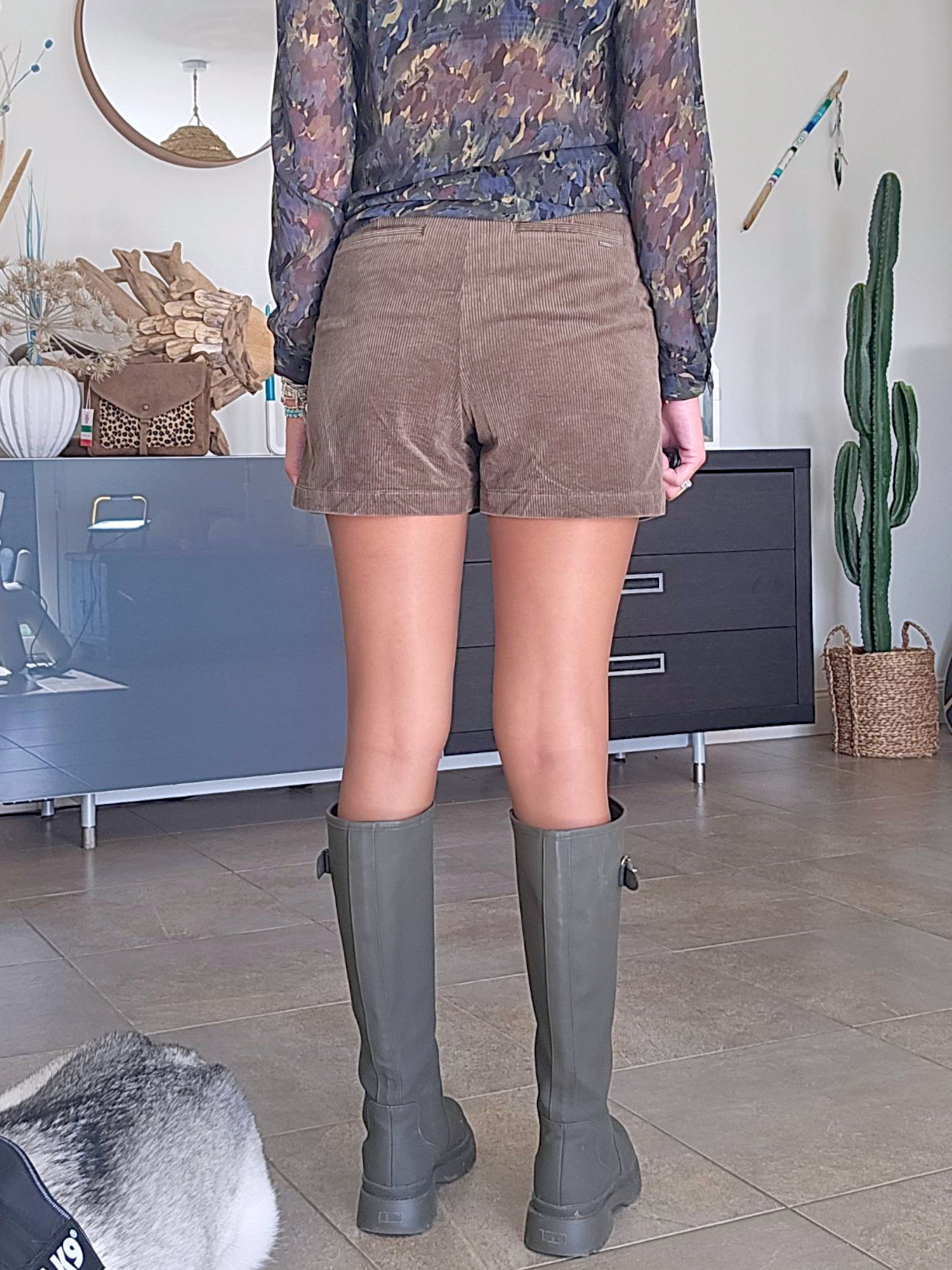 Short velours kaki-marron