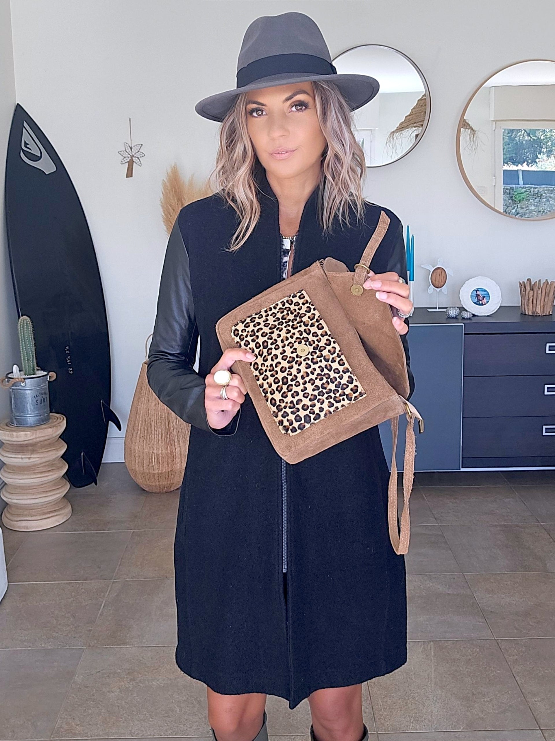 Sac bandoulière taupe 100% cuir