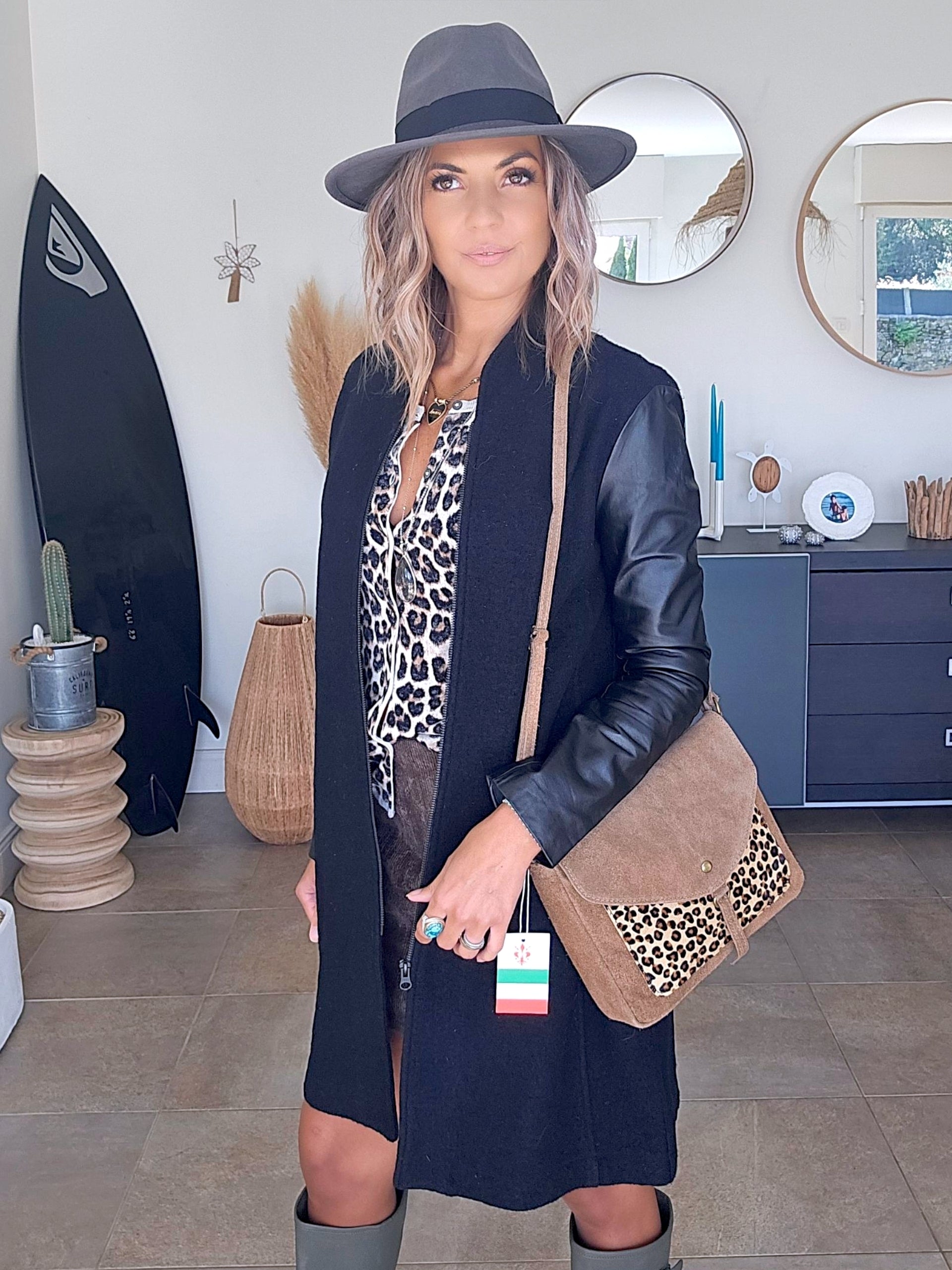 Sac bandoulière taupe 100% cuir