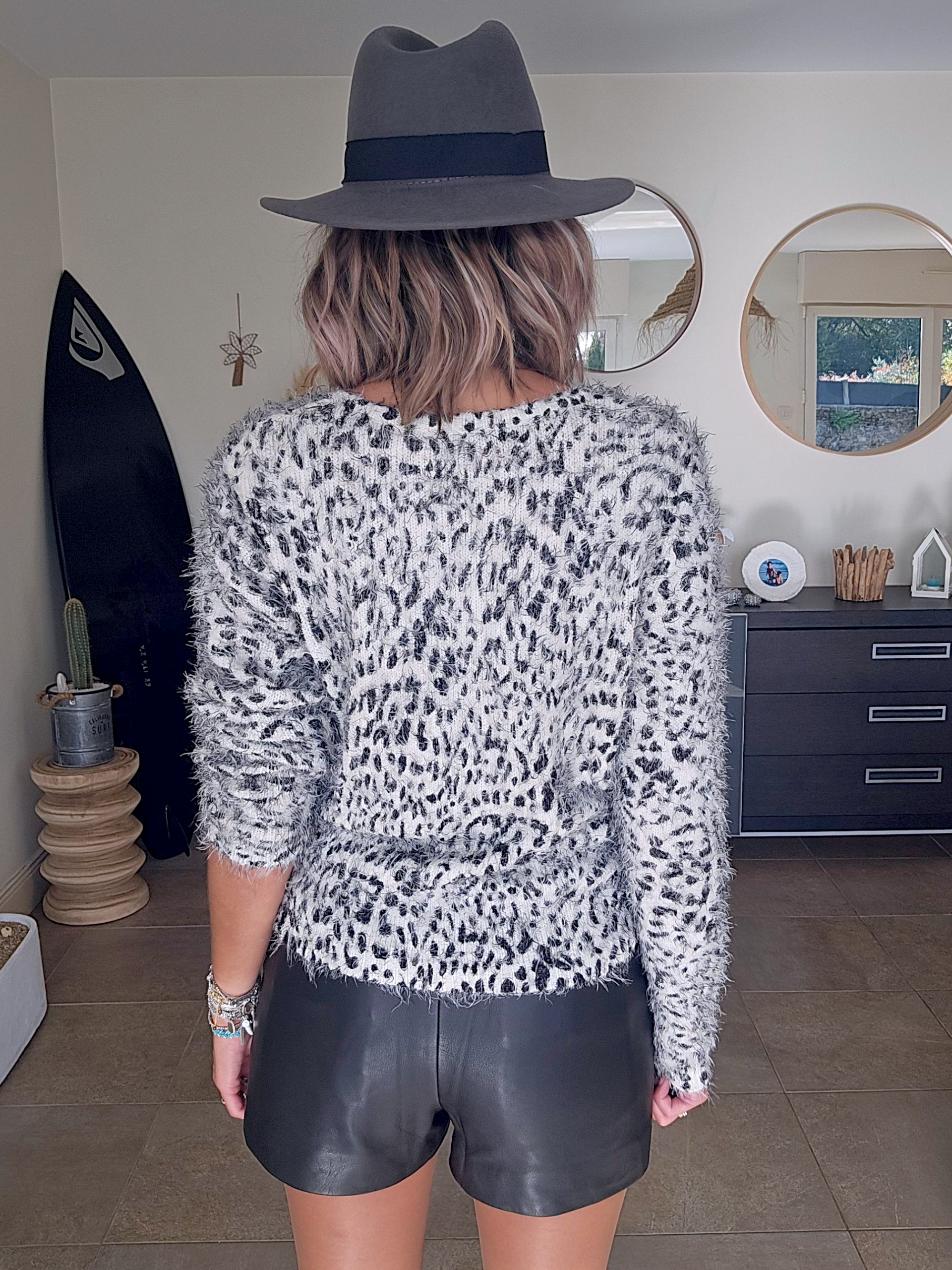 Cardigan léopard noir et blanc