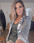 Veste cintrée esprit militaire avec strass