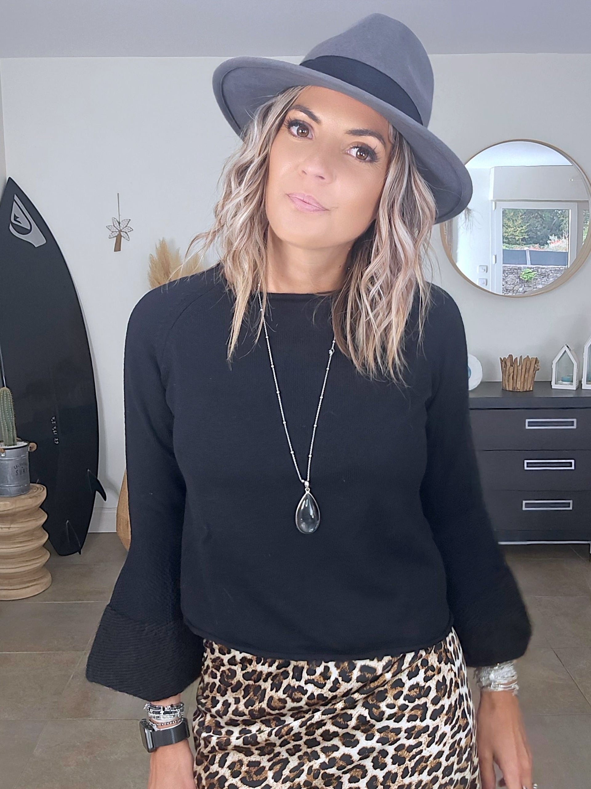 Pull noir à maille chaude - 𝐌𝐚𝐫𝐢𝐧𝐚𝟒𝟒𝐟𝐚𝐦𝐢𝐥𝐲