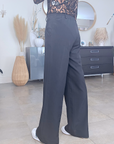 Pantalon chic noir à jambes larges - 𝐌𝐚𝐫𝐢𝐧𝐚𝟒𝟒𝐟𝐚𝐦𝐢𝐥𝐲