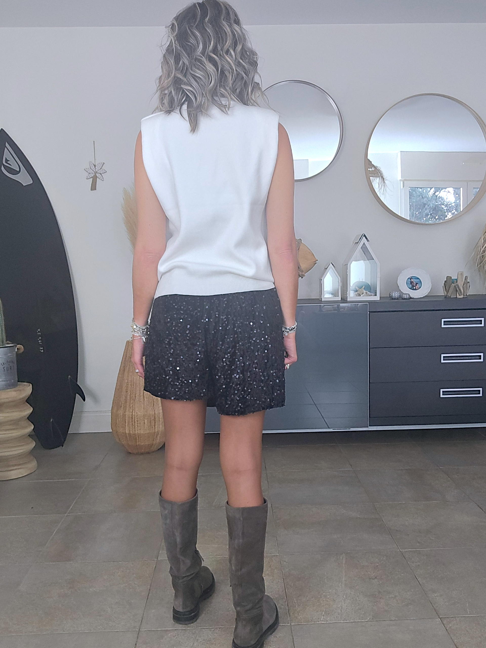 Pull blanc visage - 𝐌𝐚𝐫𝐢𝐧𝐚𝟒𝟒𝐟𝐚𝐦𝐢𝐥𝐲