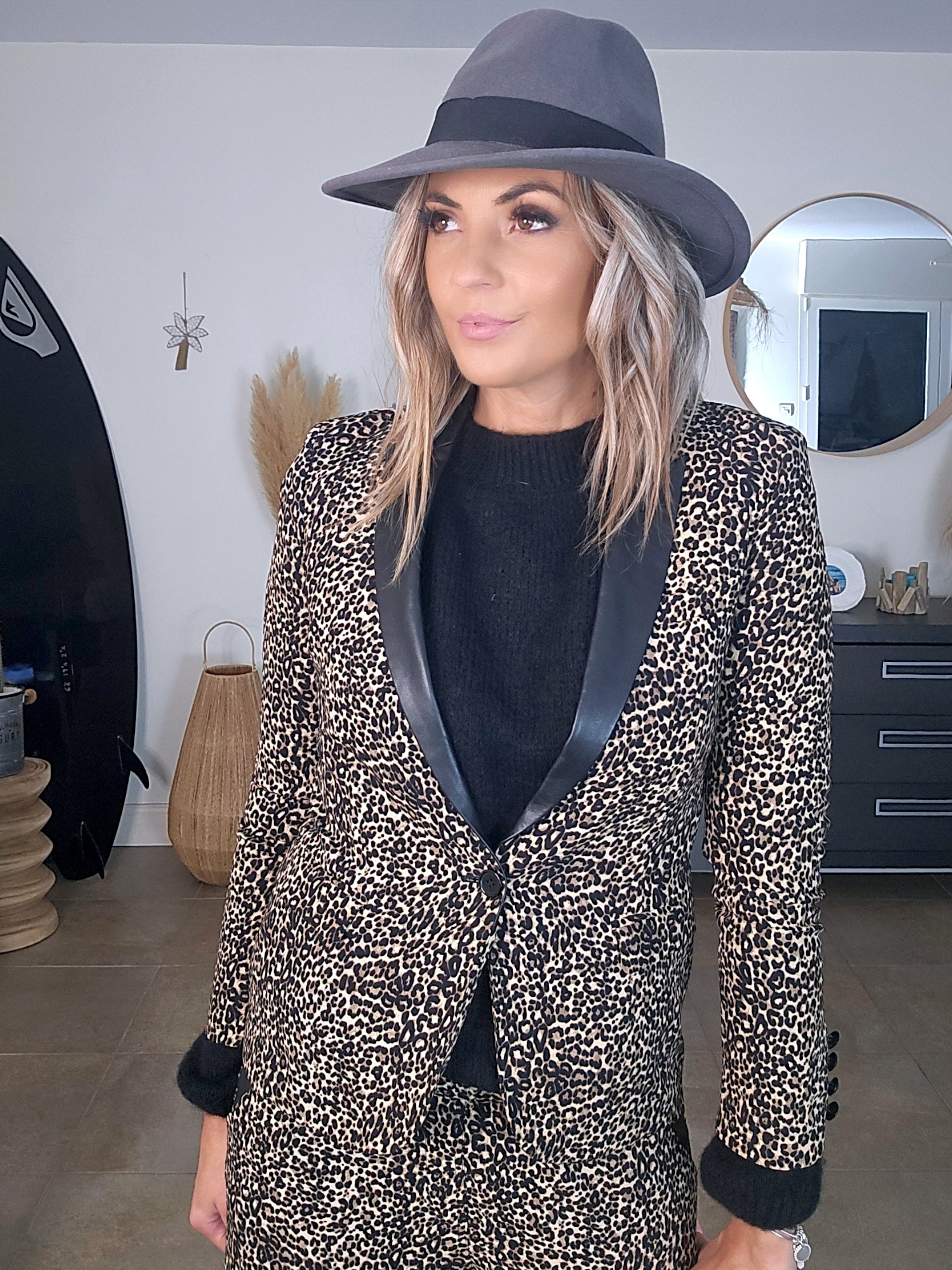 Veste léo col cuir agneau noir - 𝐌𝐚𝐫𝐢𝐧𝐚𝟒𝟒𝐟𝐚𝐦𝐢𝐥𝐲