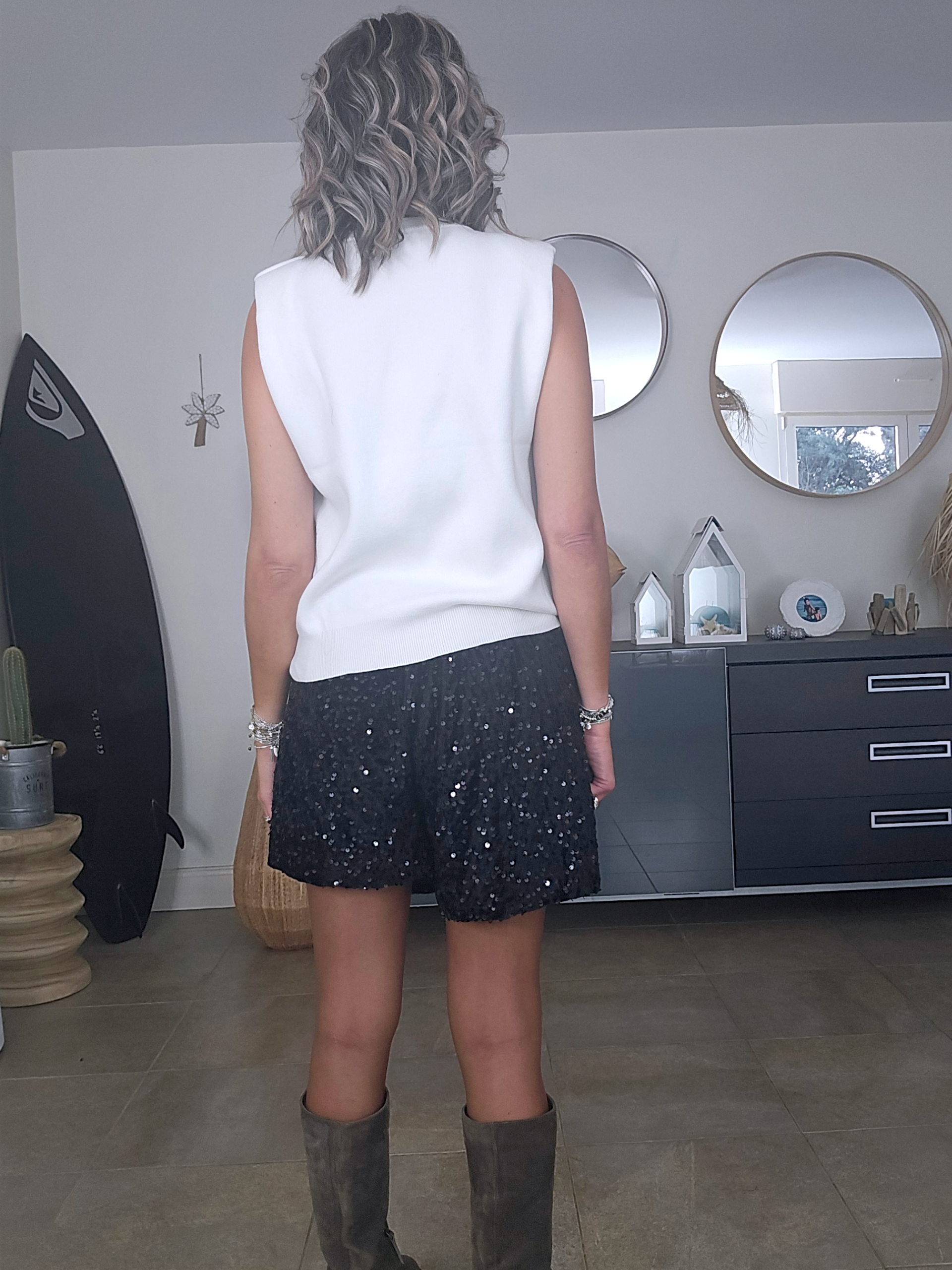 Pull blanc visage - 𝐌𝐚𝐫𝐢𝐧𝐚𝟒𝟒𝐟𝐚𝐦𝐢𝐥𝐲