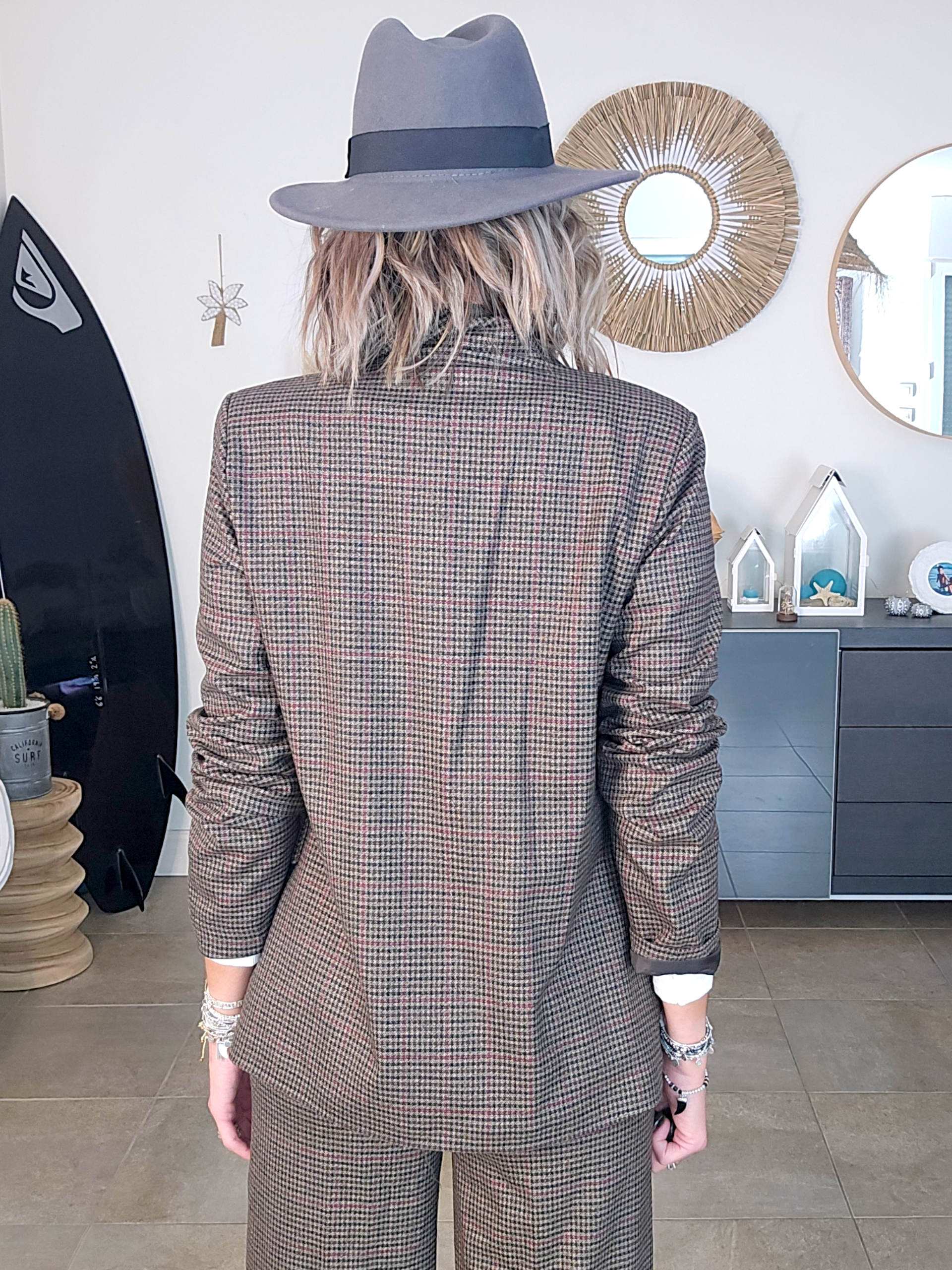 Veste marron à imprimé pied-de-poule.