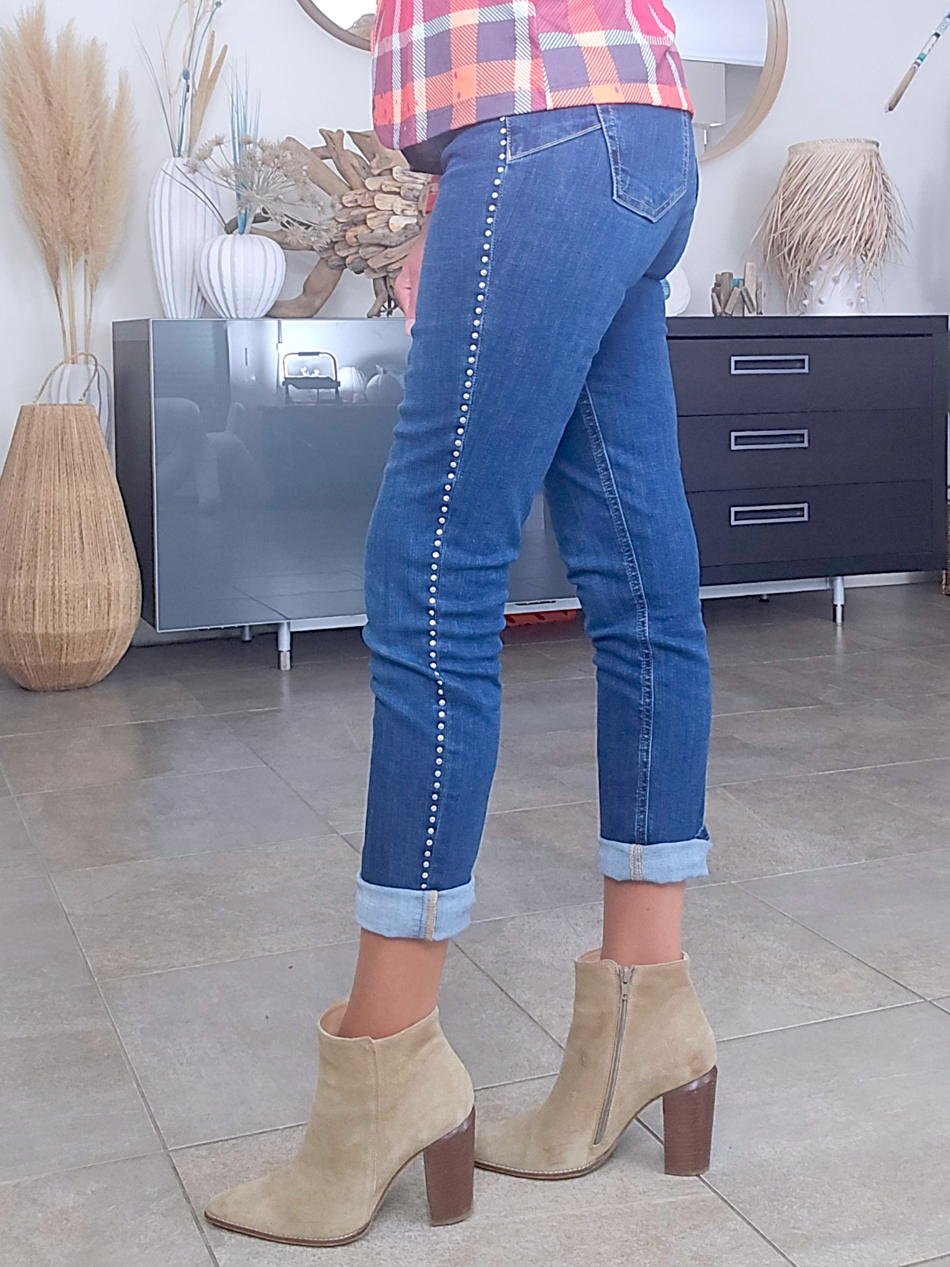 Jean bleu slim clouté