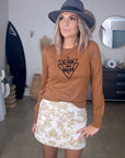 Pull bronze à inscriptions