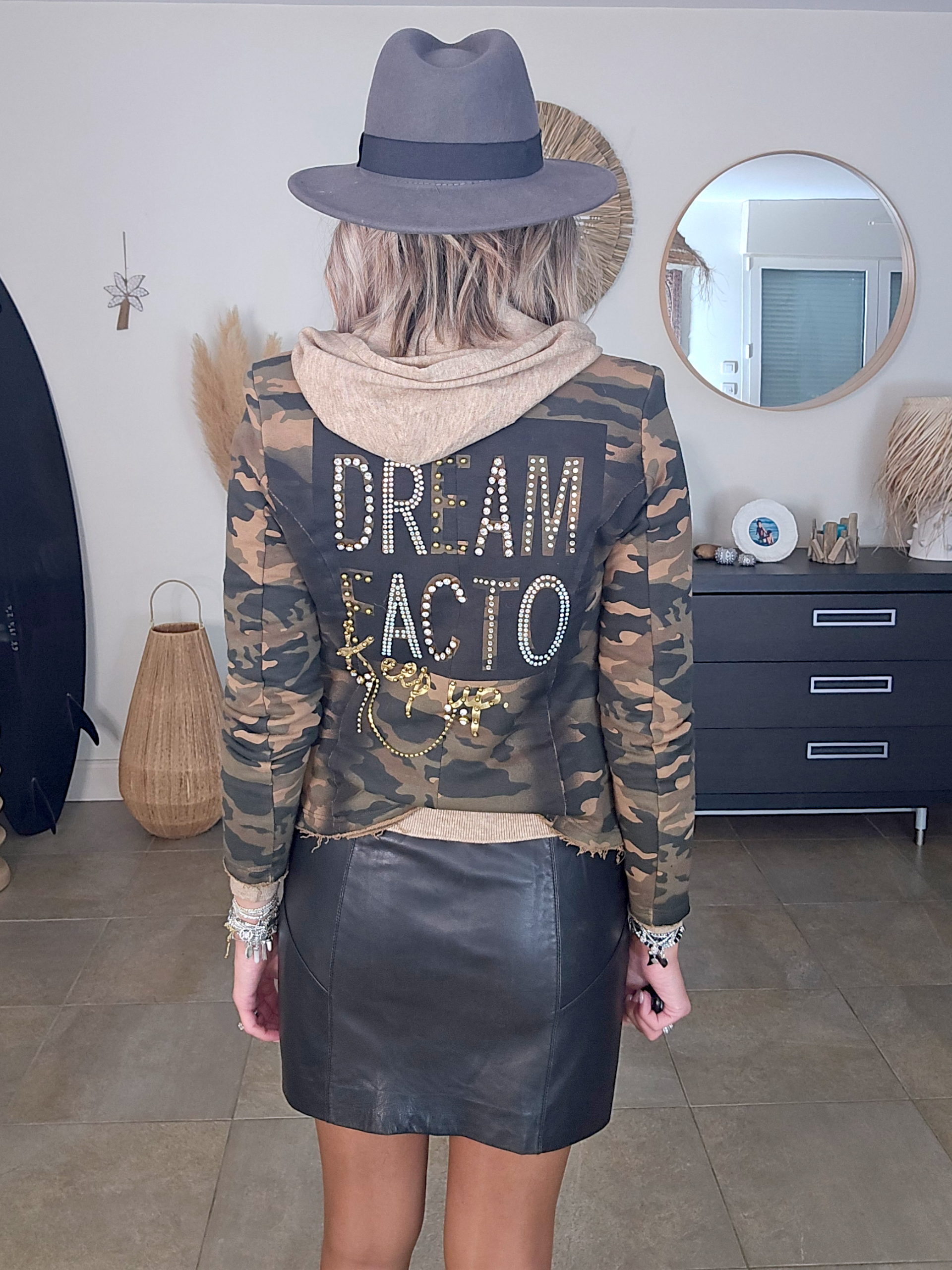 Veste cintrée camouflage kaki