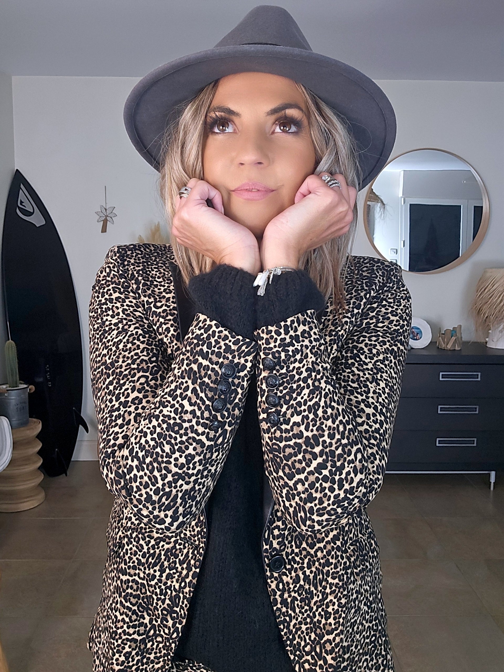 Veste léo col cuir agneau noir - 𝐌𝐚𝐫𝐢𝐧𝐚𝟒𝟒𝐟𝐚𝐦𝐢𝐥𝐲