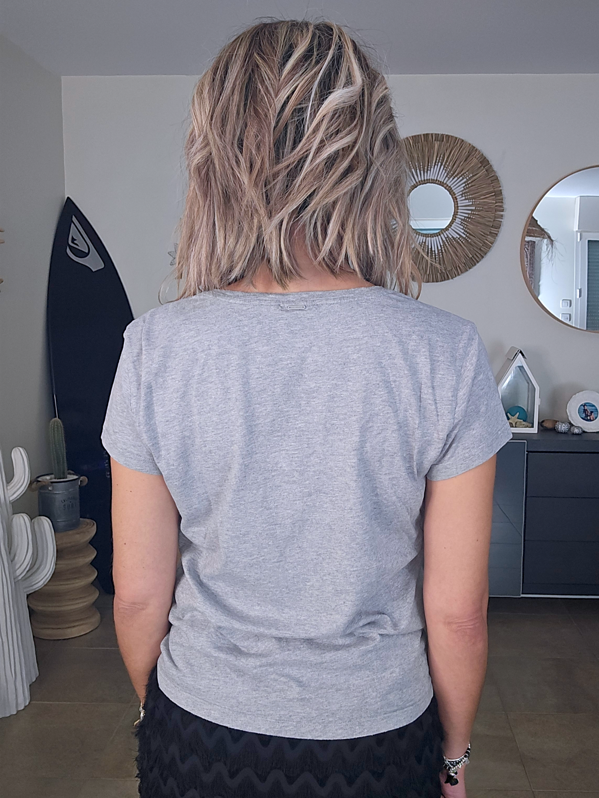 T-shirt gris rock avec perles bijoux