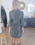 Robe kaki à imprimé léopard