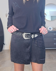 Ceinture noire avec croix