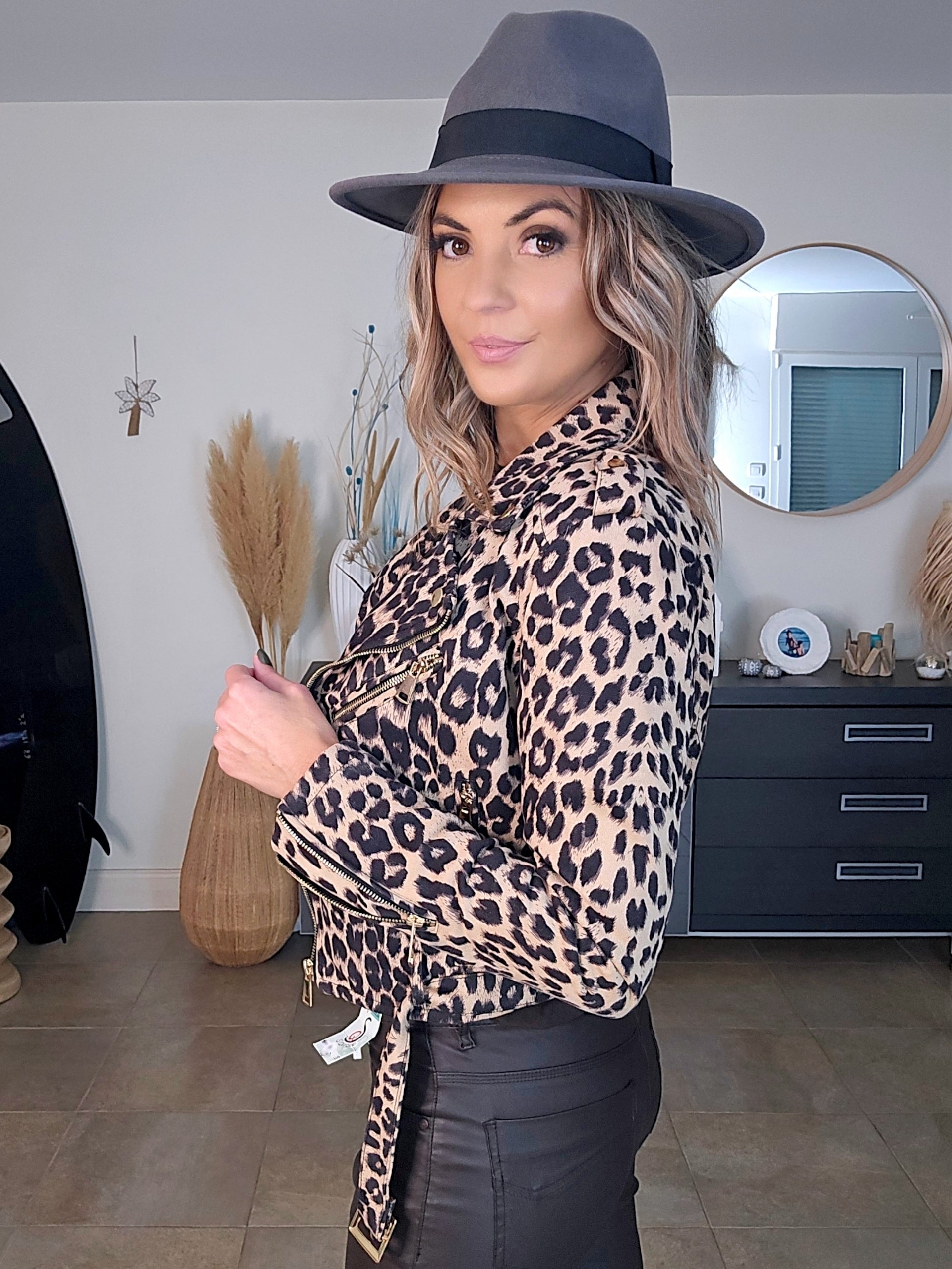 Perfecto suédine à imprimé léopard