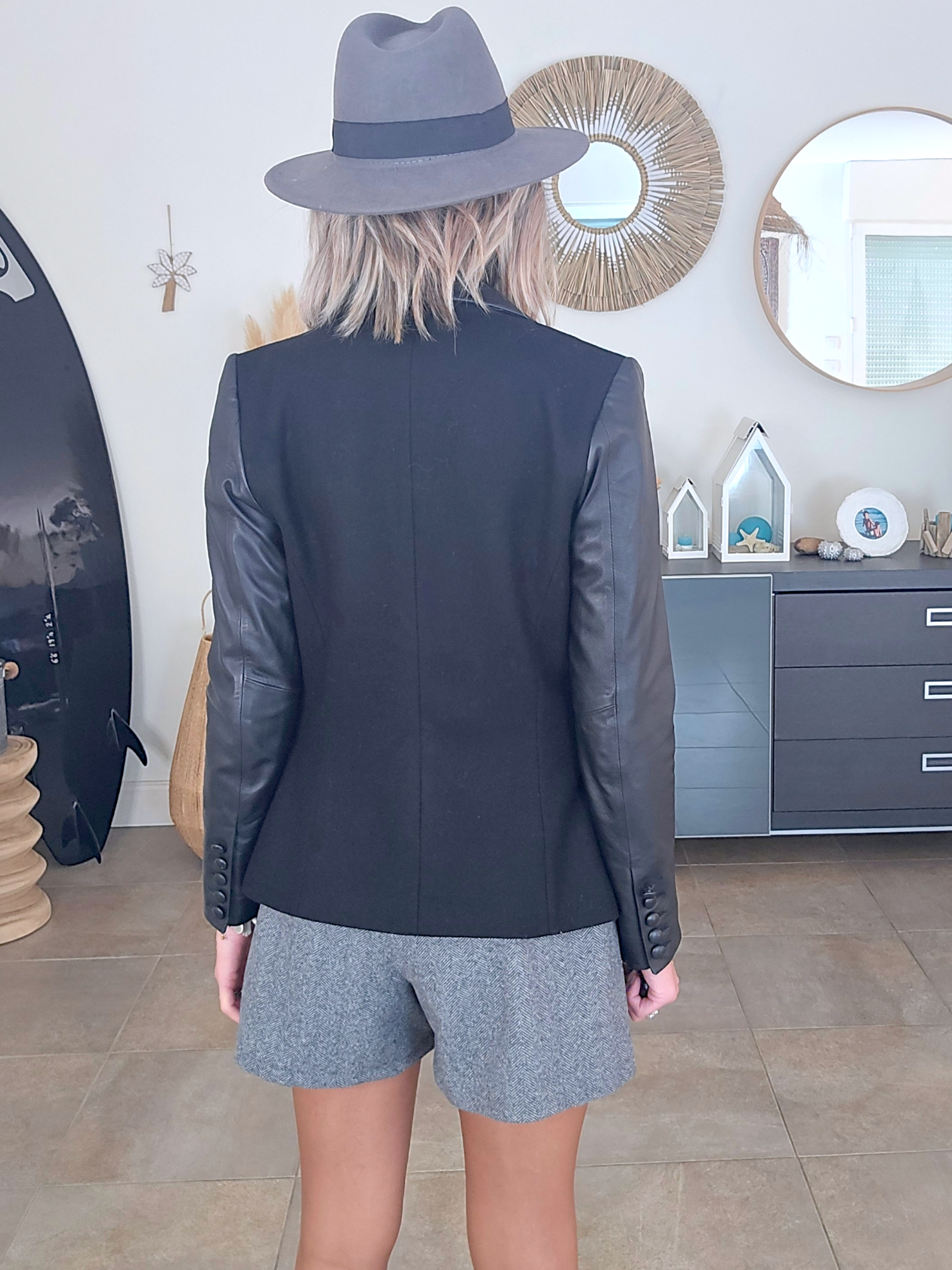 Veste noire bi-matière laine et cuir