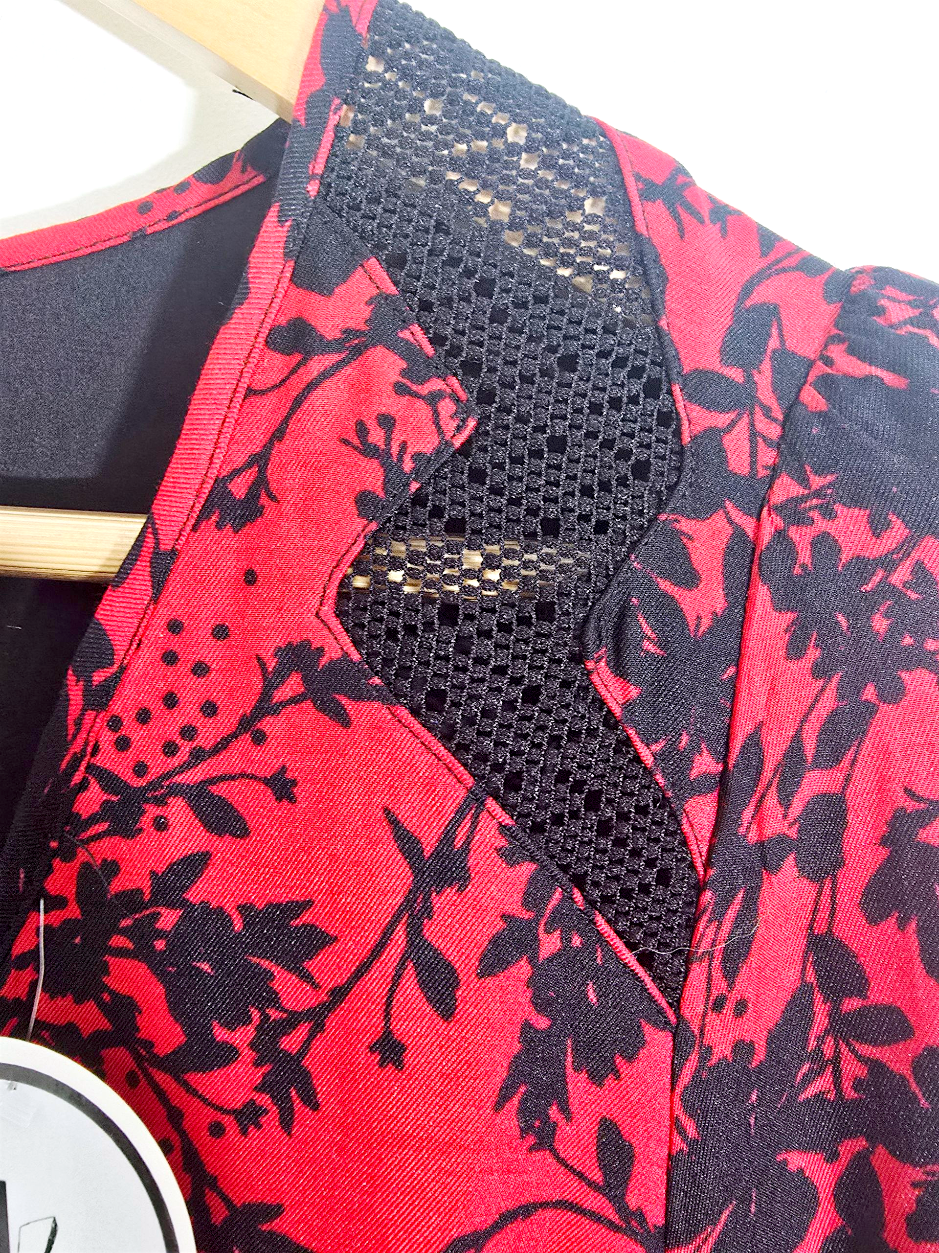 Robe rouge rock-chic