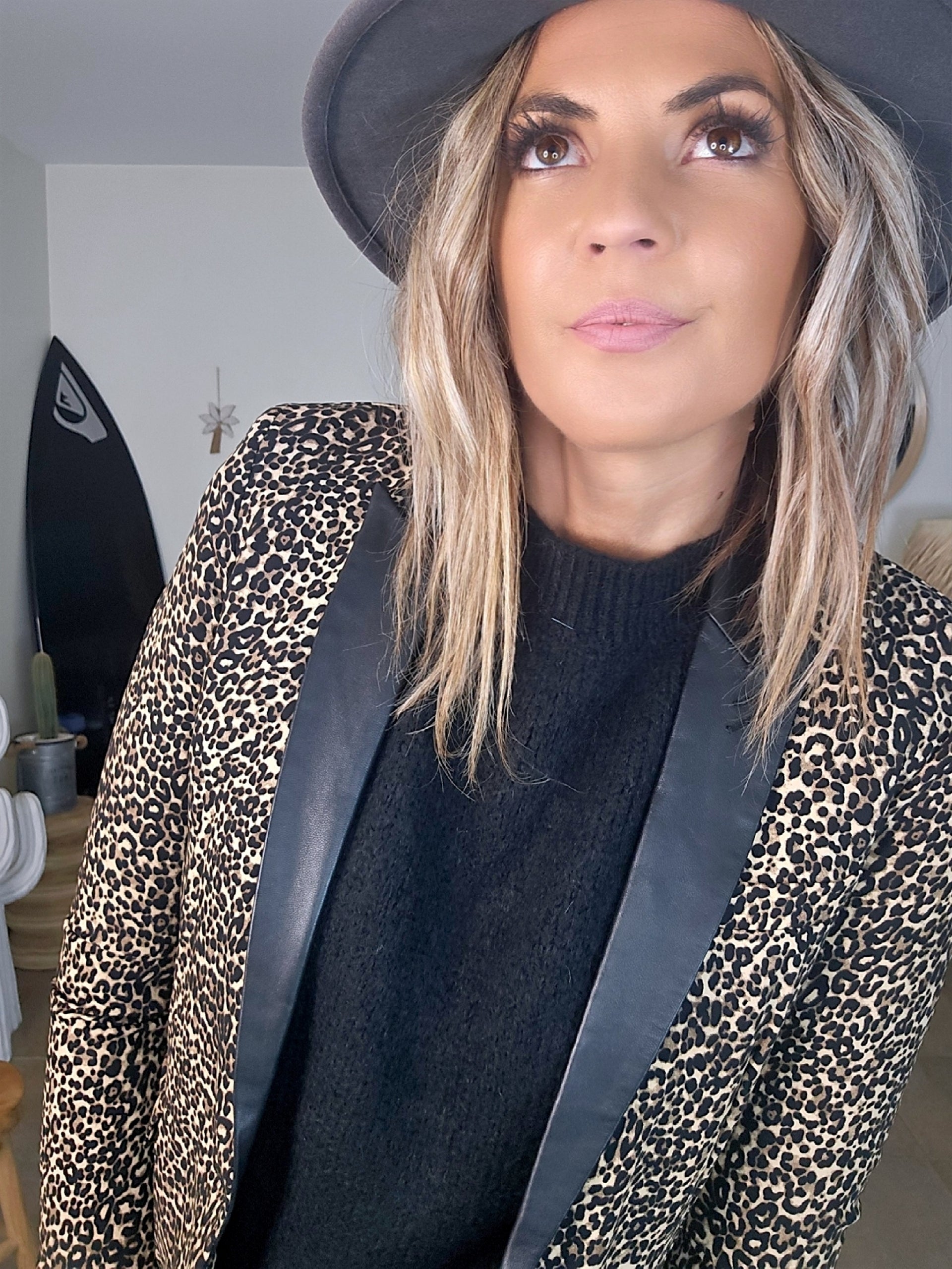 Veste léo col cuir agneau noir - 𝐌𝐚𝐫𝐢𝐧𝐚𝟒𝟒𝐟𝐚𝐦𝐢𝐥𝐲